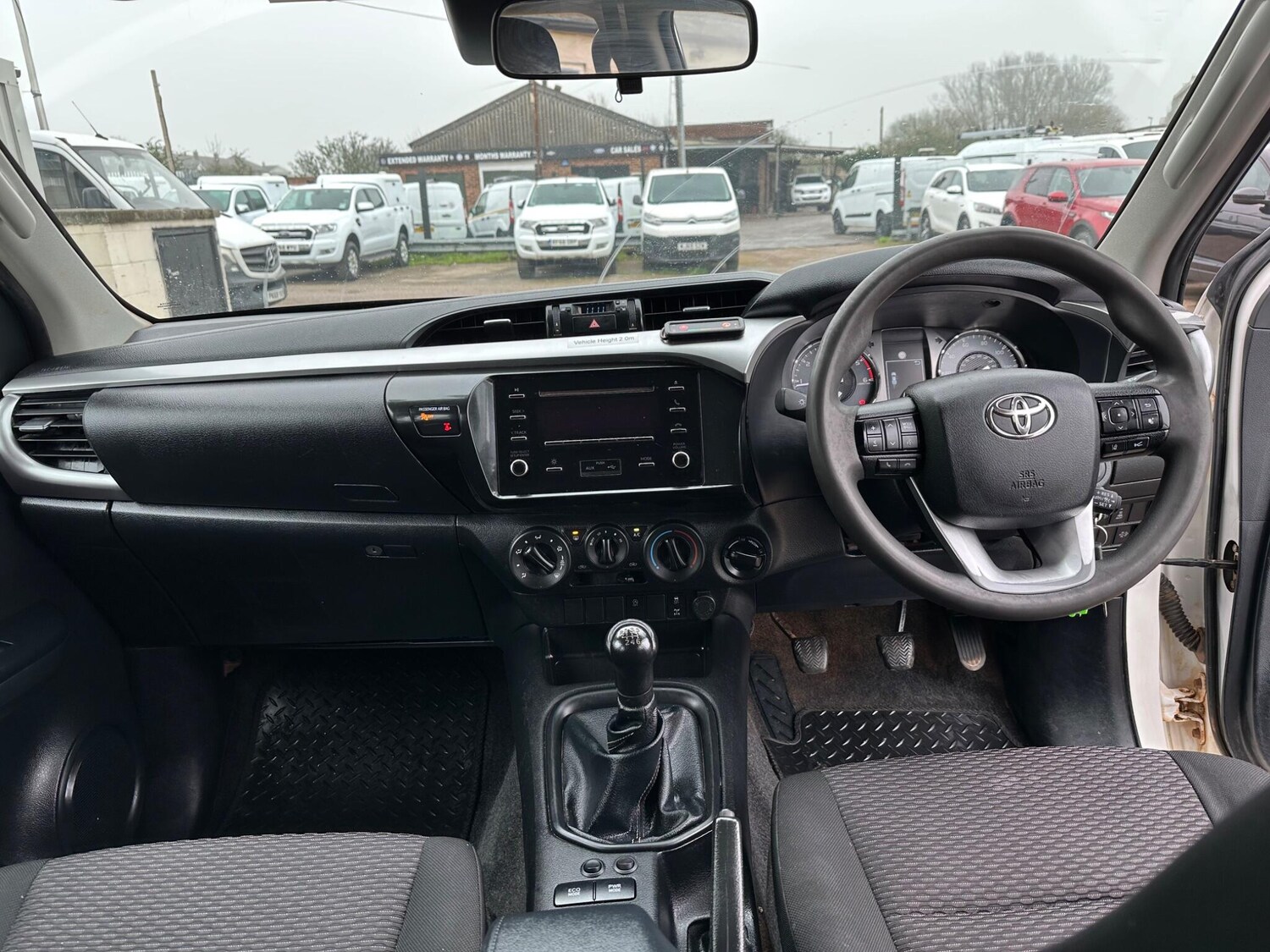 Used Toyota Hilux for sale - 77808147: Photo 11