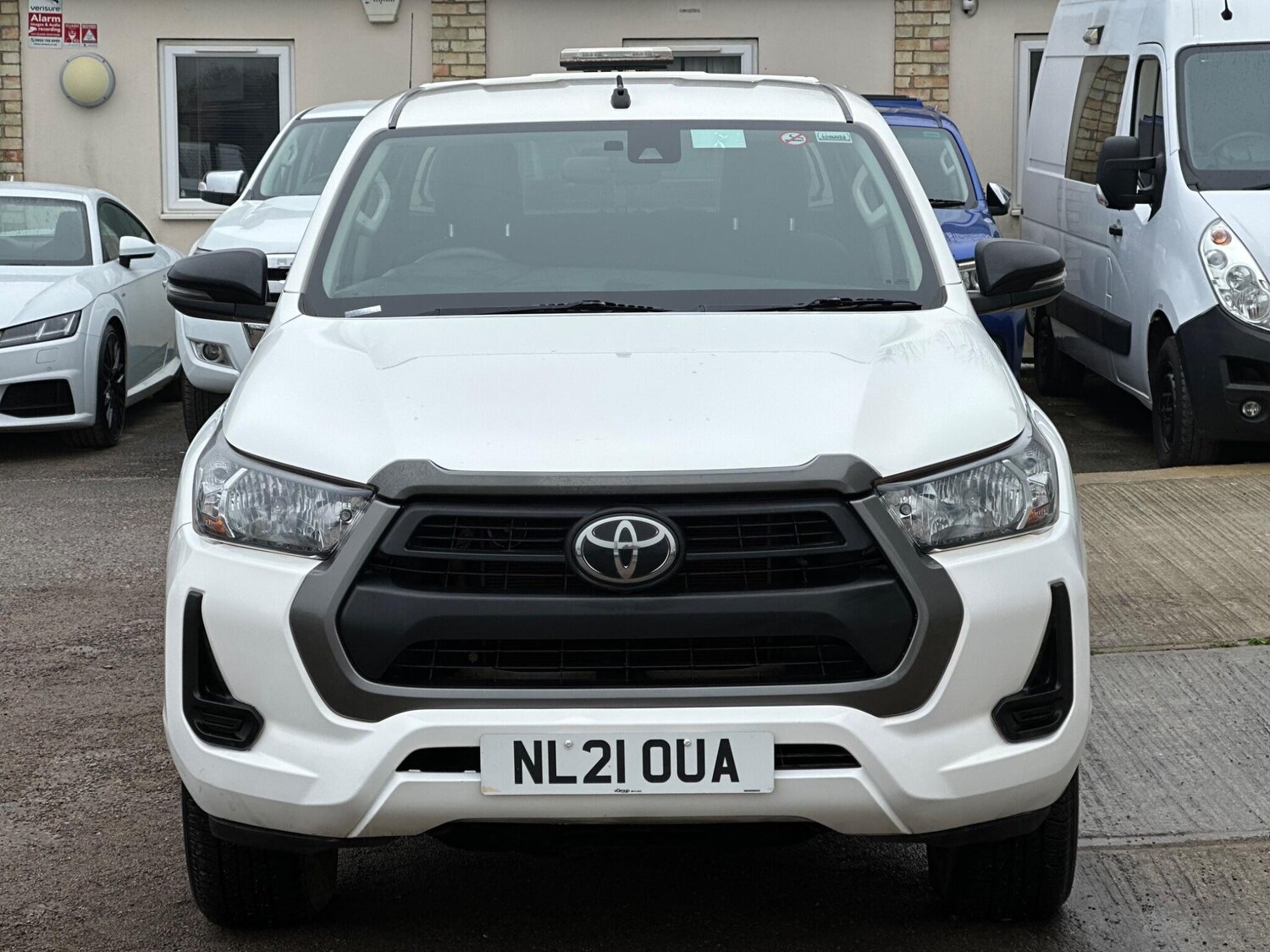 Used Toyota Hilux for sale - 77808147: Photo 18