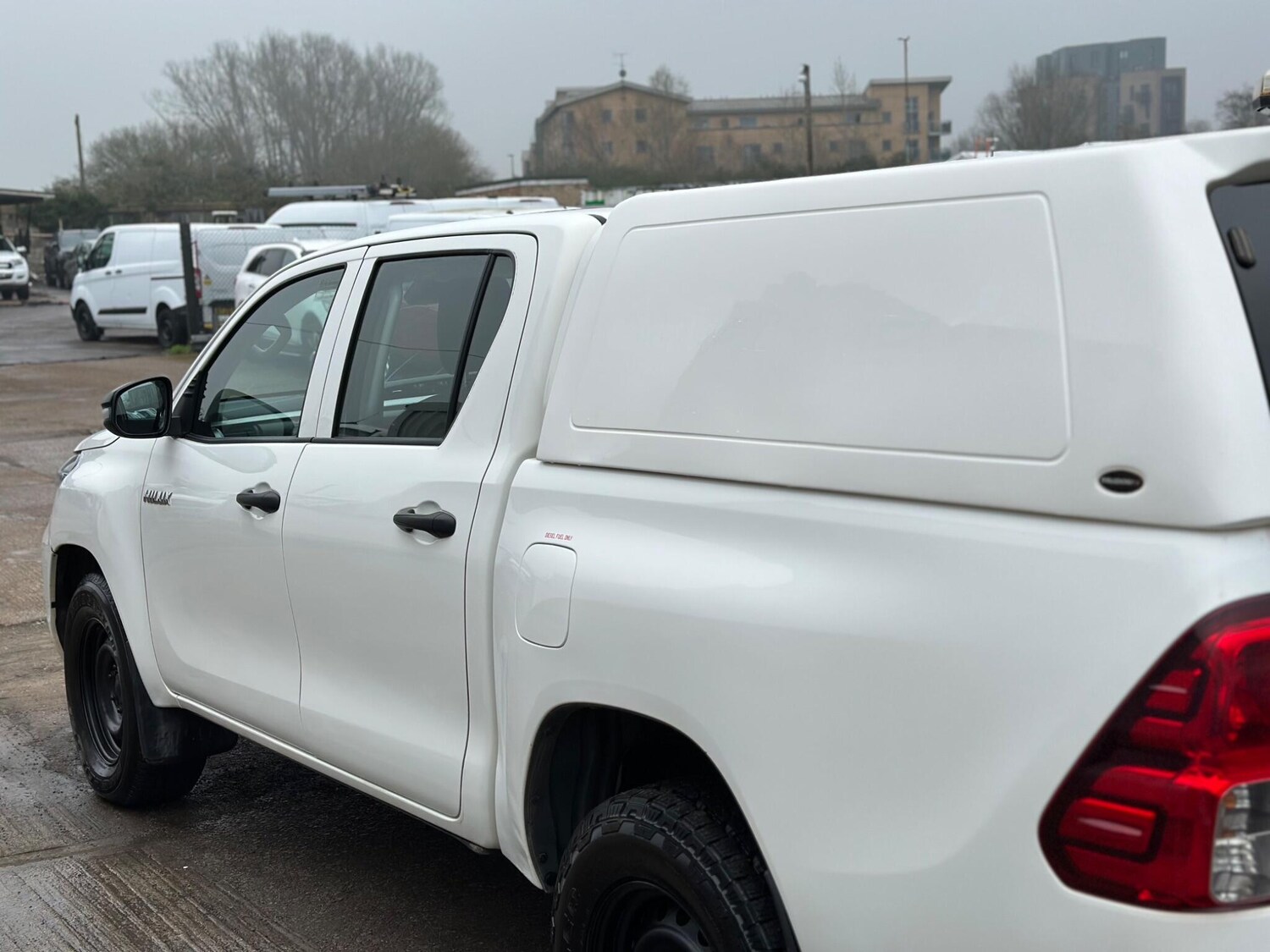 Used Toyota Hilux for sale - 77808147: Photo 26