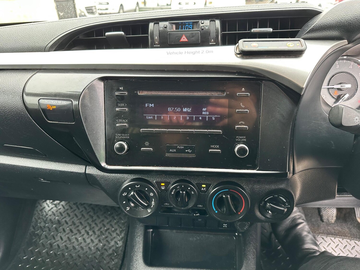 Used Toyota Hilux for sale - 77808147: Photo 39