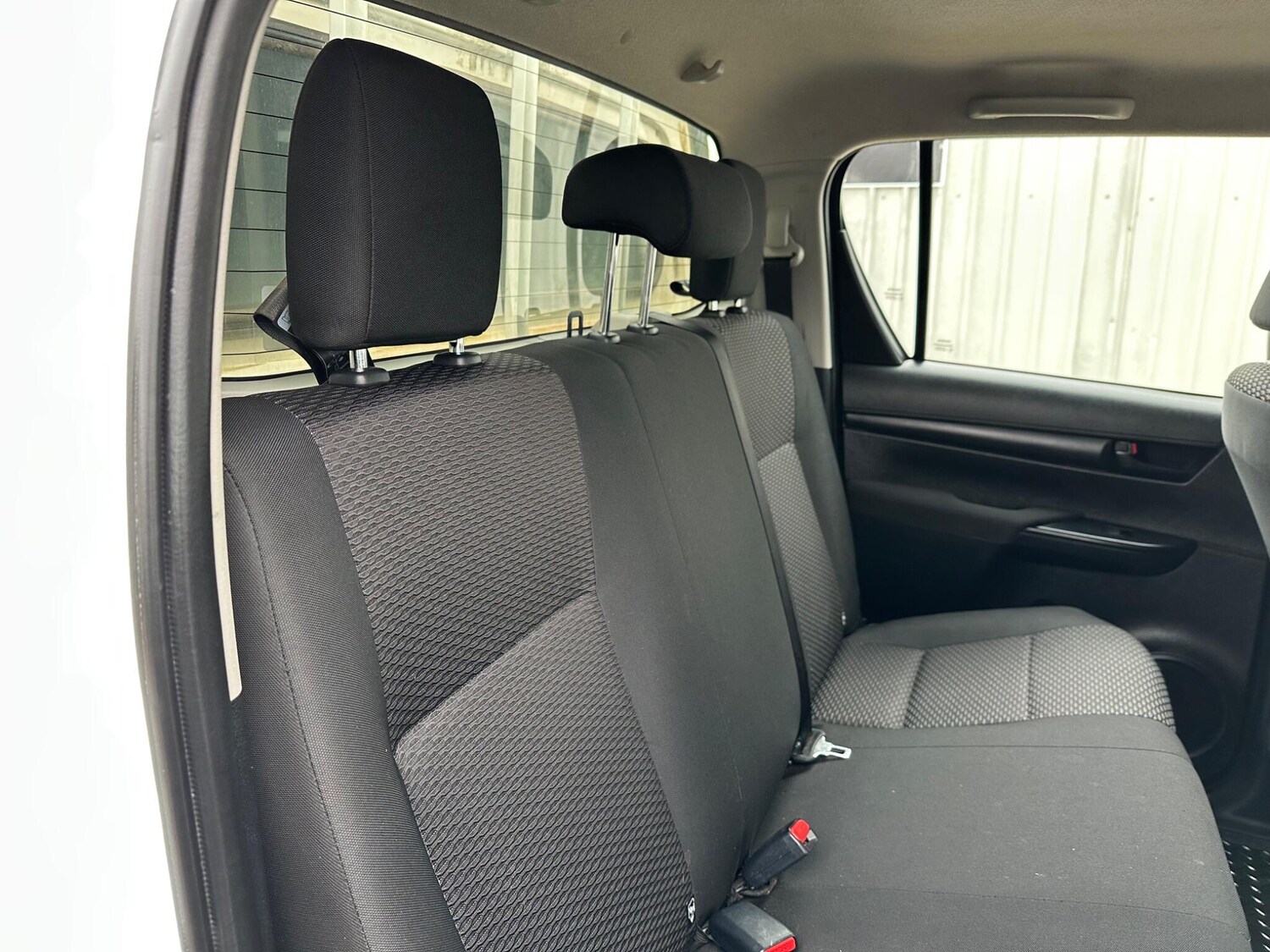 Used Toyota Hilux for sale - 77808147: Photo 43