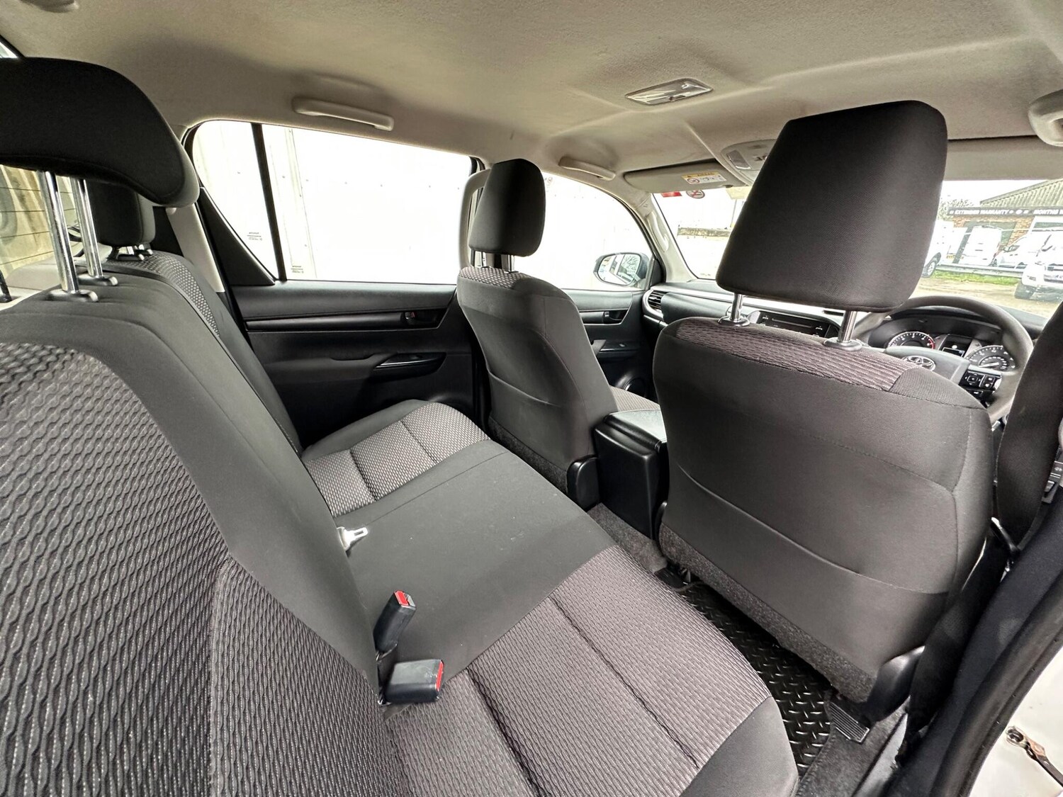 Used Toyota Hilux for sale - 77808147: Photo 47