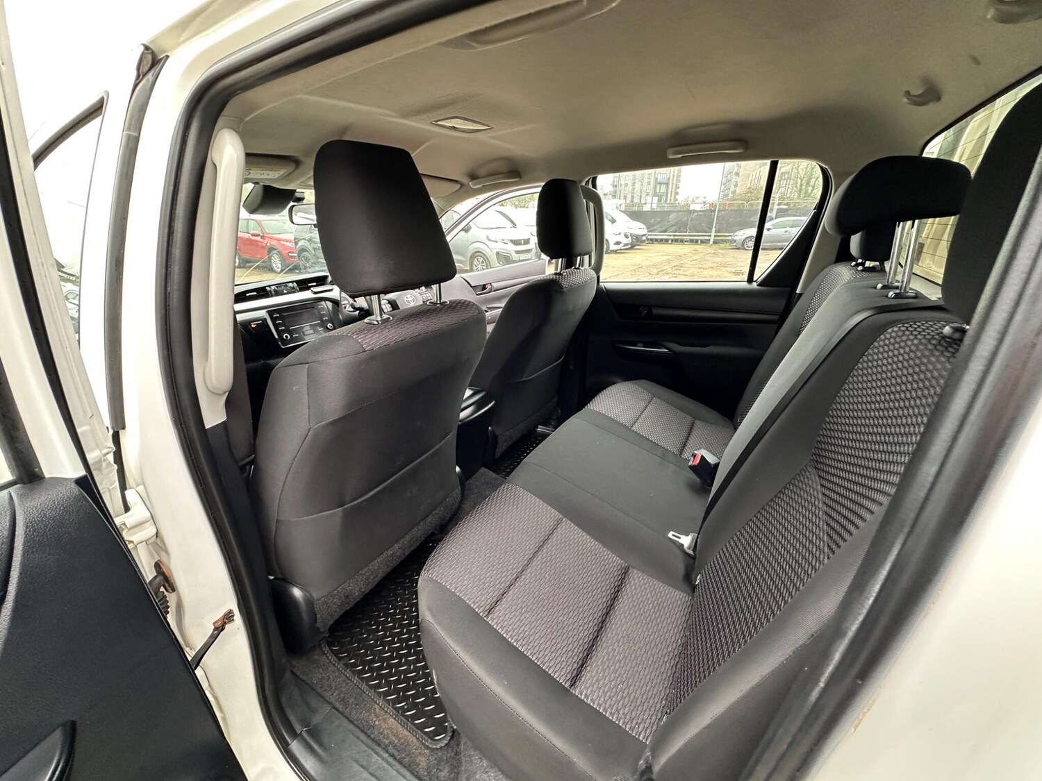 Used Toyota Hilux for sale - 77808147: Photo 57