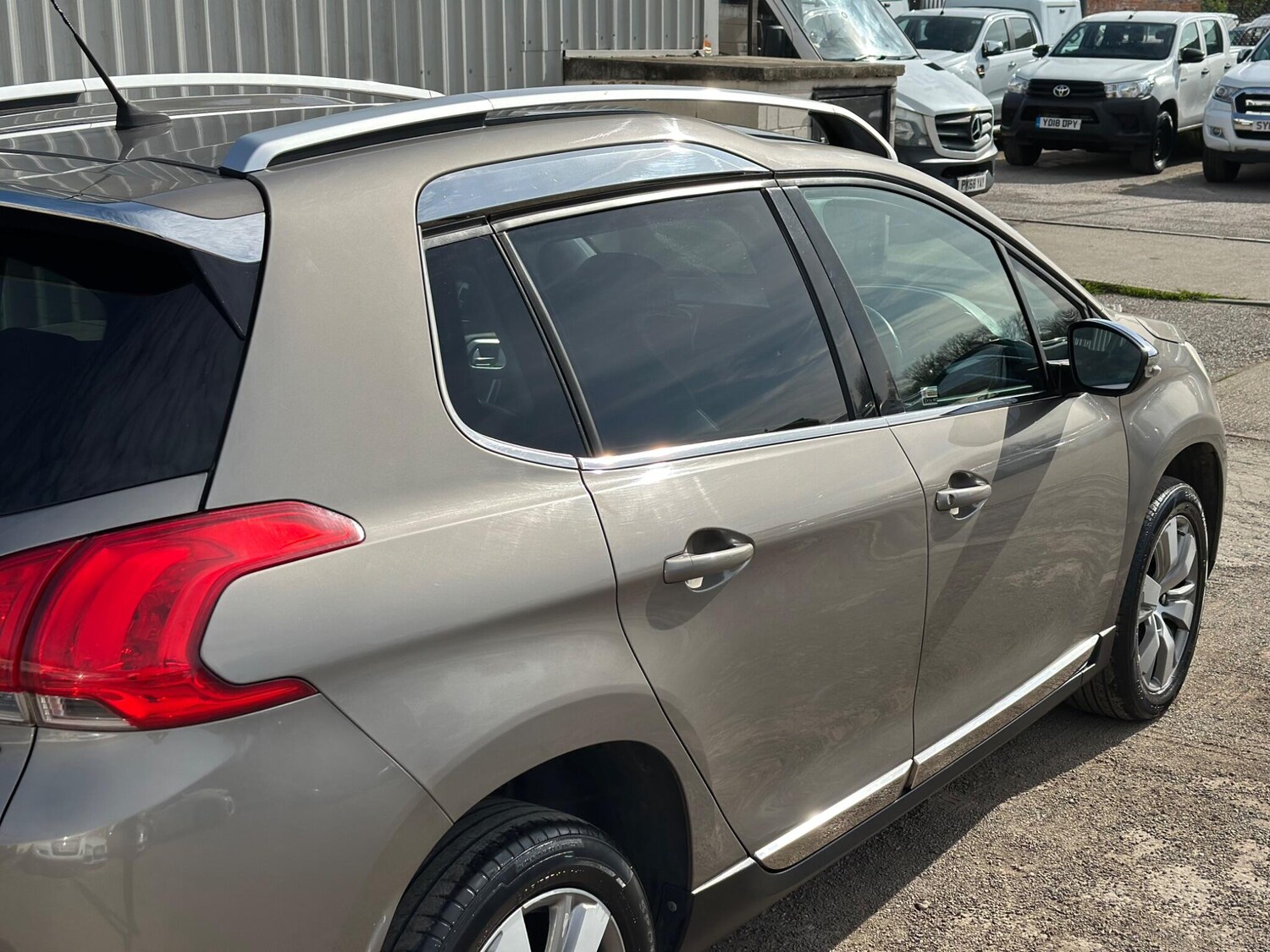 Used Peugeot 2008 2014 for sale - 78157824: Photo 28