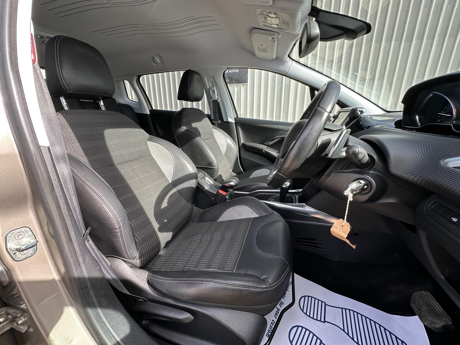 Used Peugeot 2008 2014 for sale - 78157824: Photo 47