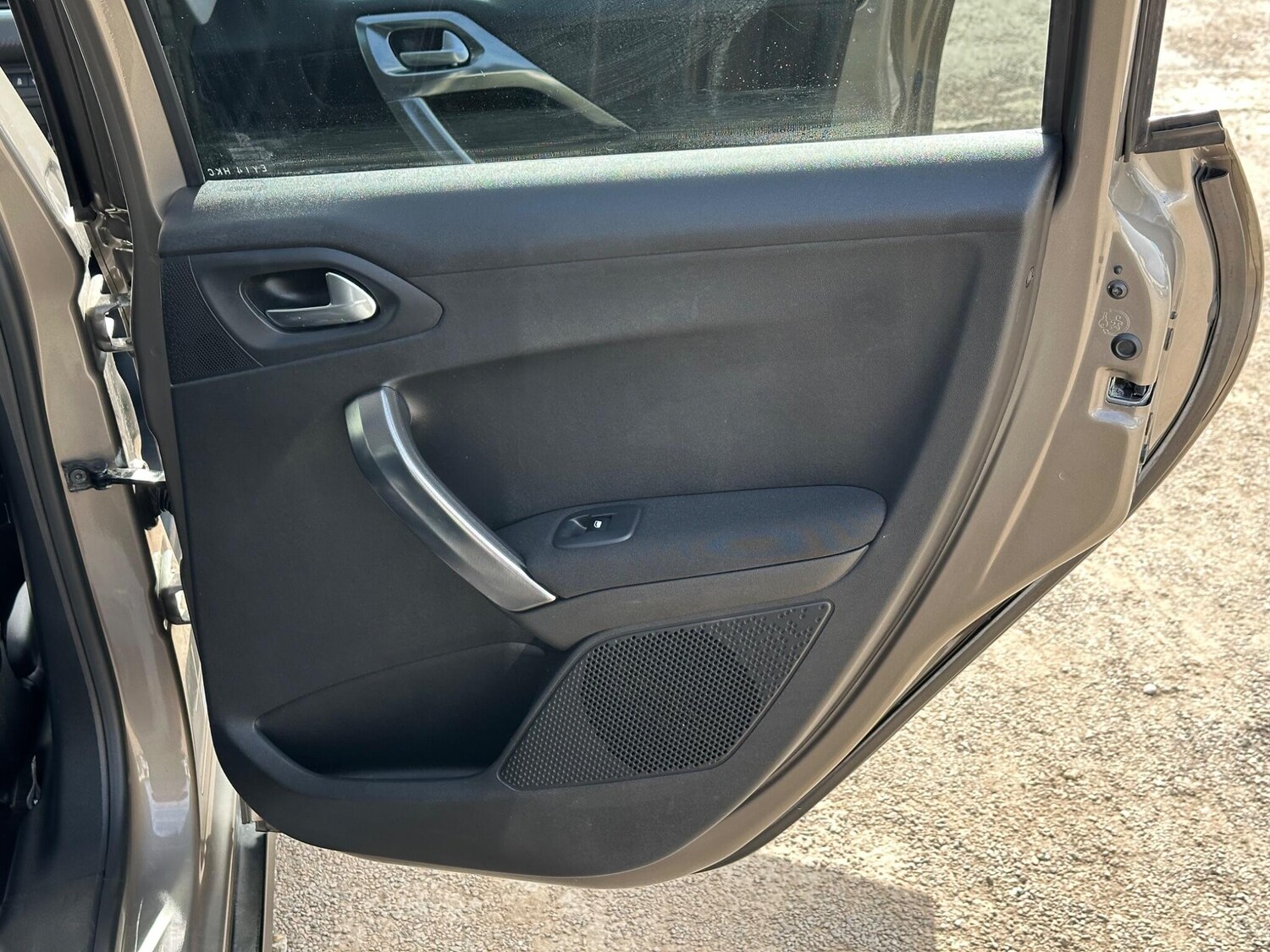 Used Peugeot 2008 2014 for sale - 78157824: Photo 48