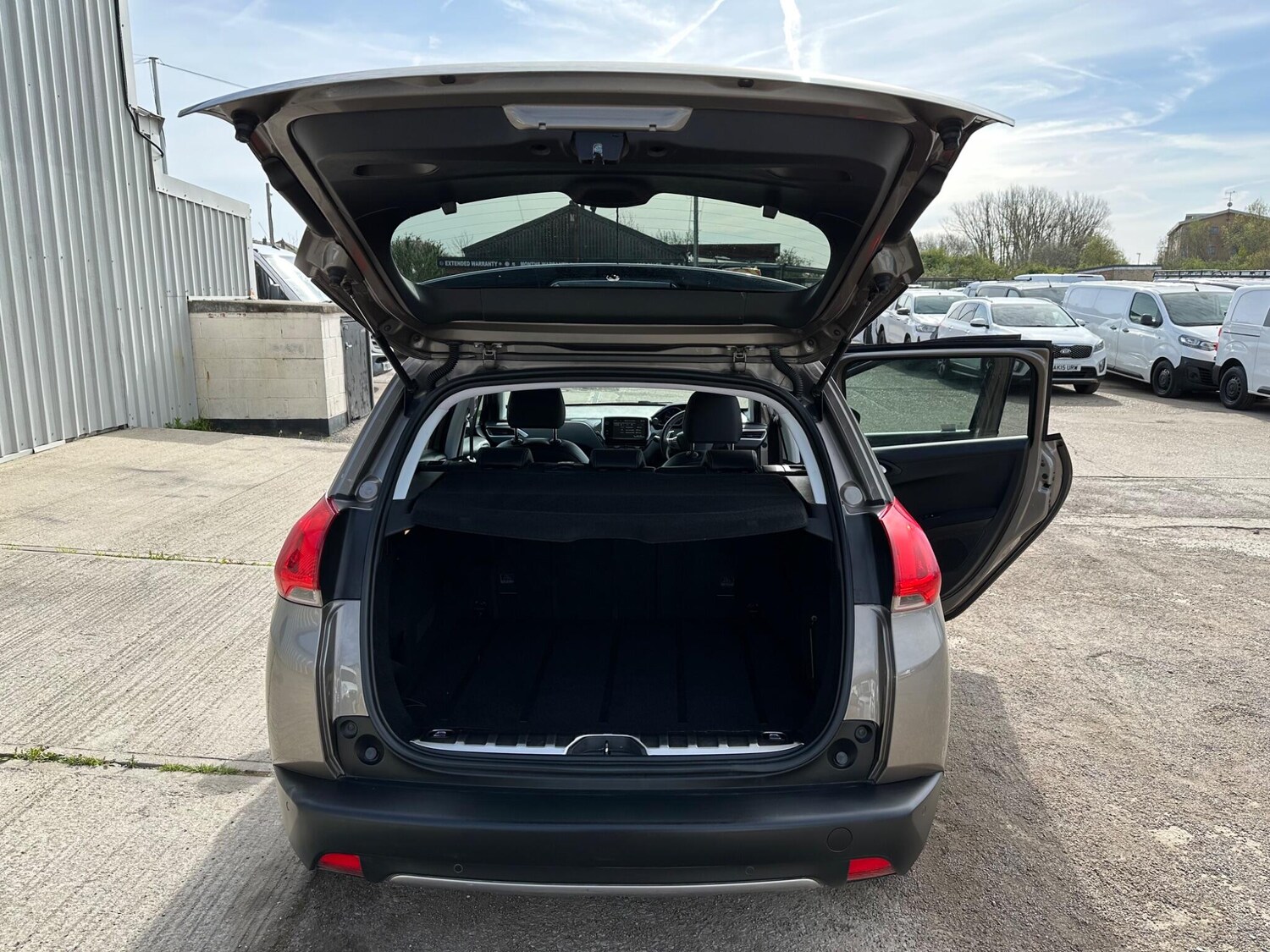 Used Peugeot 2008 2014 for sale - 78157824: Photo 52