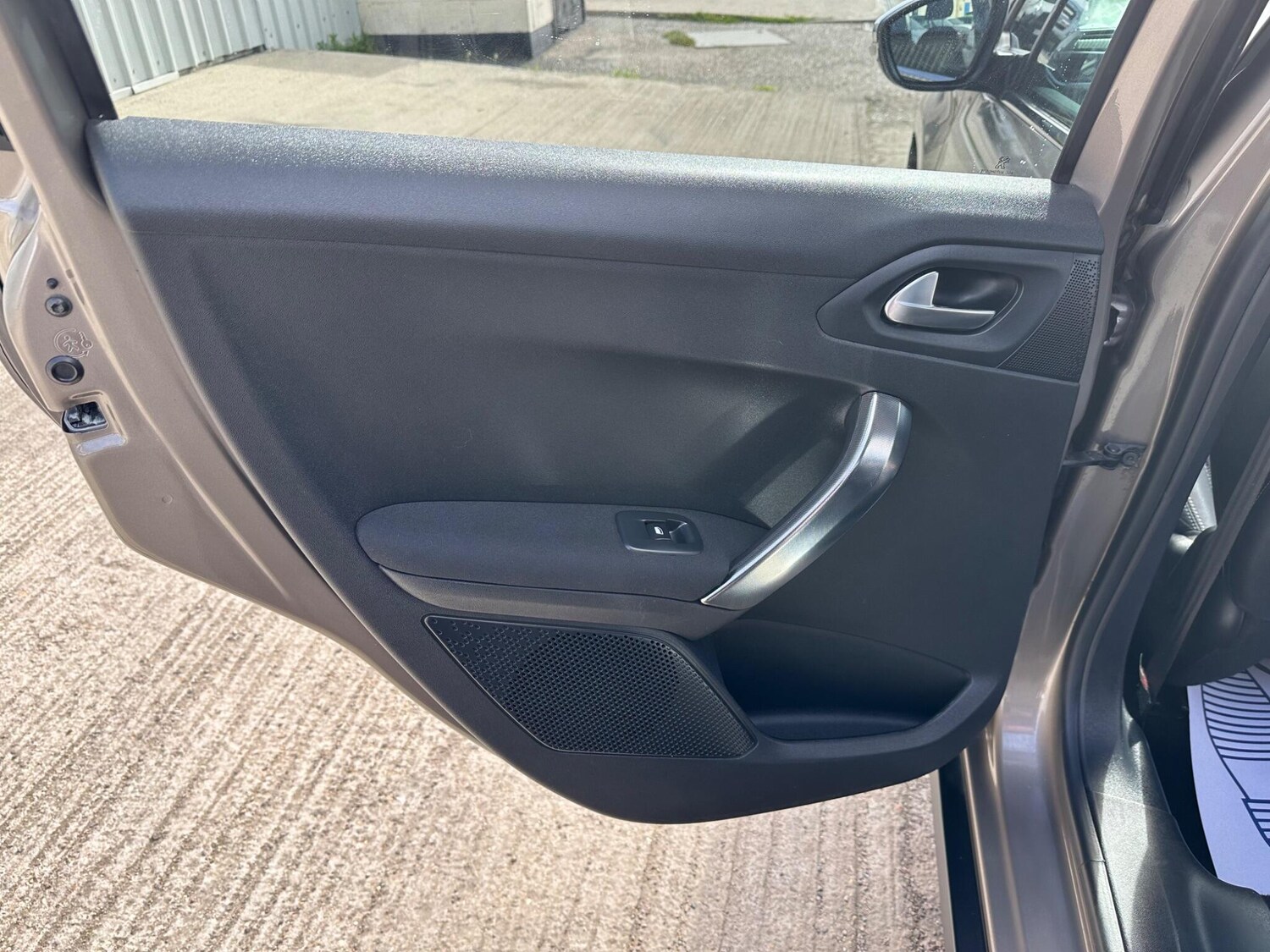 Used Peugeot 2008 2014 for sale - 78157824: Photo 55