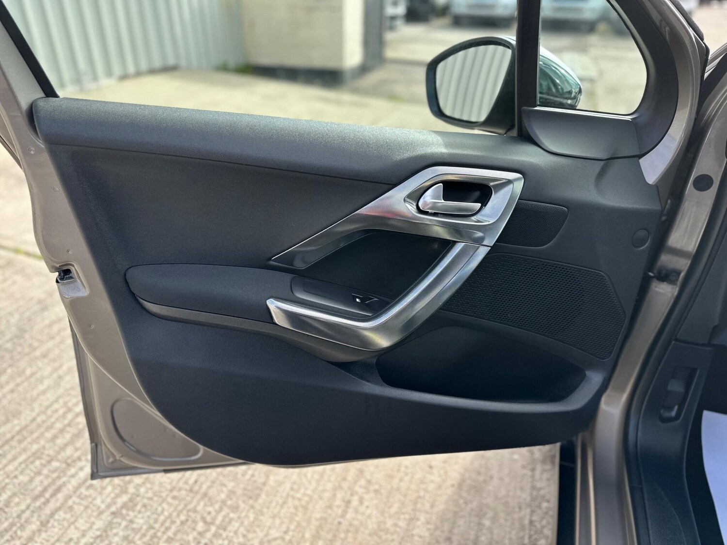 Used Peugeot 2008 2014 for sale - 78157824: Photo 60