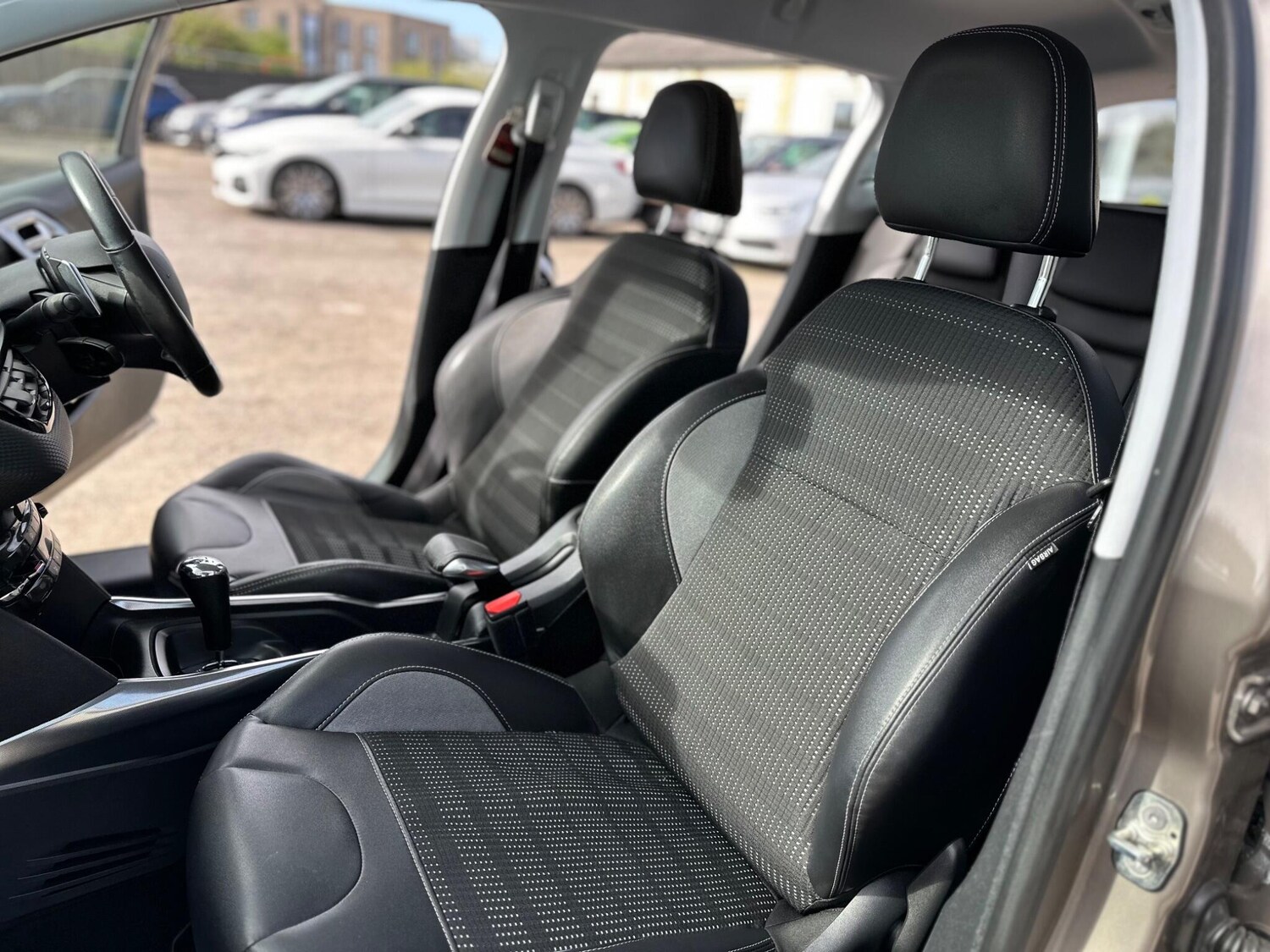 Used Peugeot 2008 2014 for sale - 78157824: Photo 62