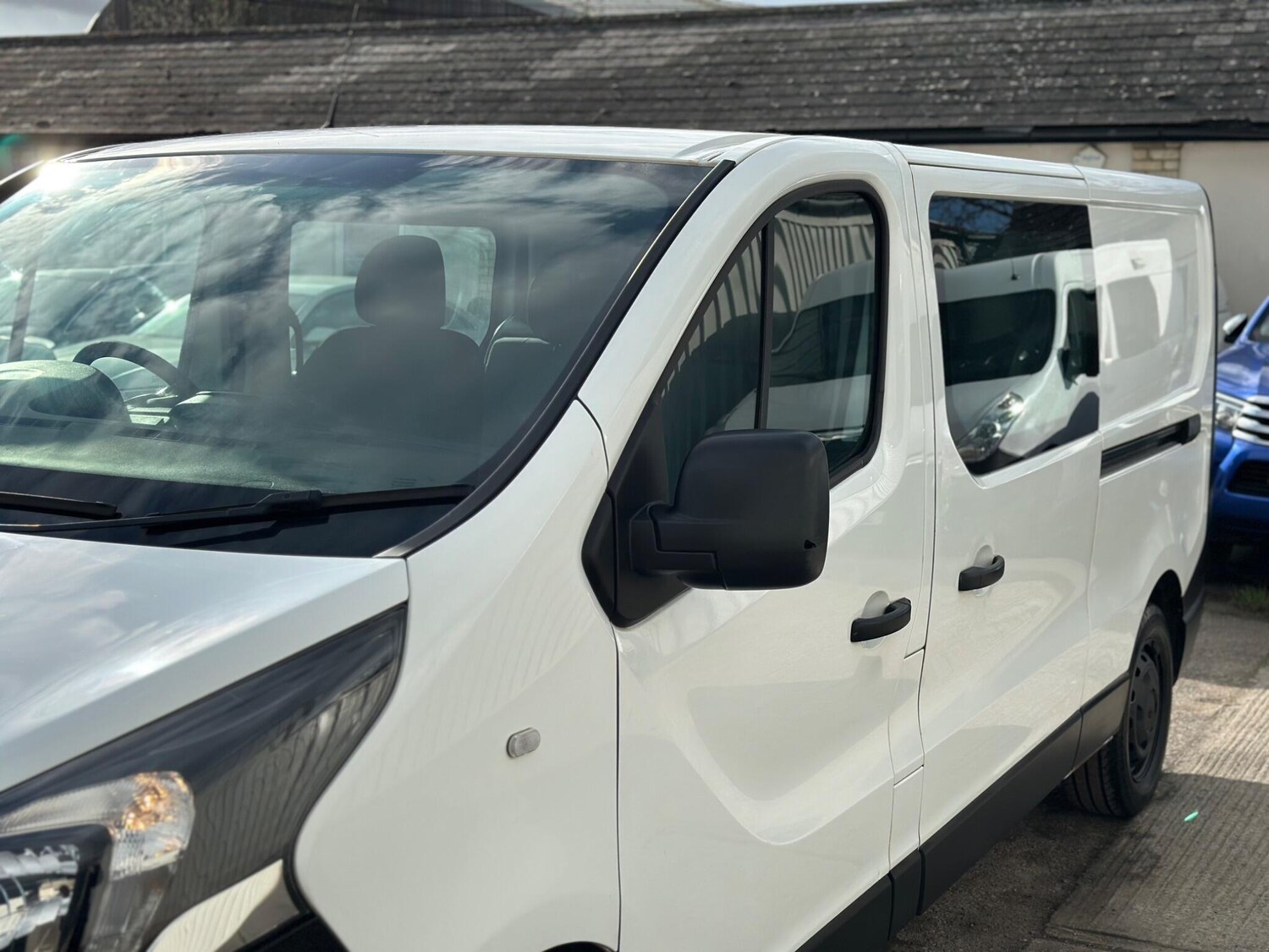 Used Vauxhall Vivaro for sale - 77925484: Photo 25