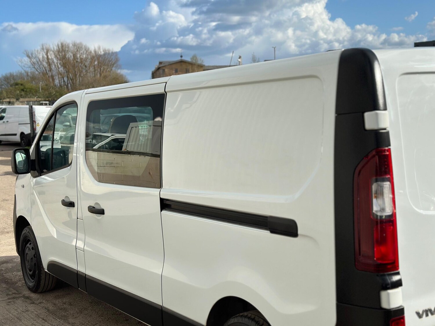 Used Vauxhall Vivaro for sale - 77925484: Photo 27