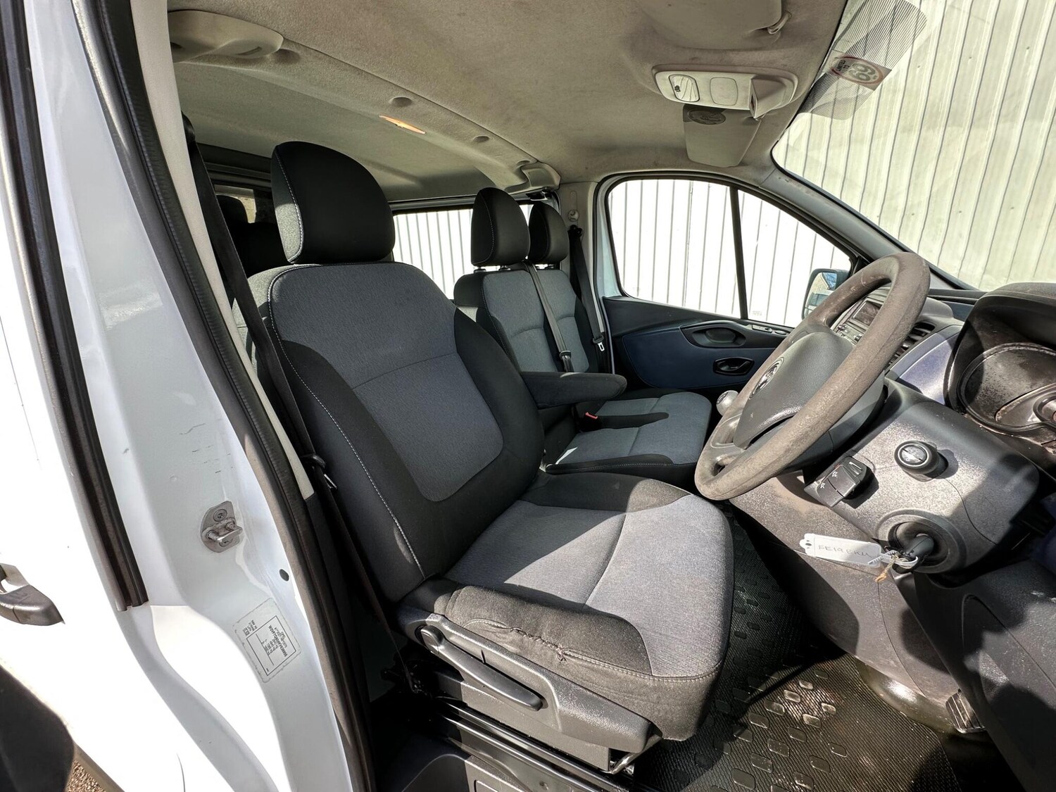 Used Vauxhall Vivaro for sale - 77925484: Photo 31