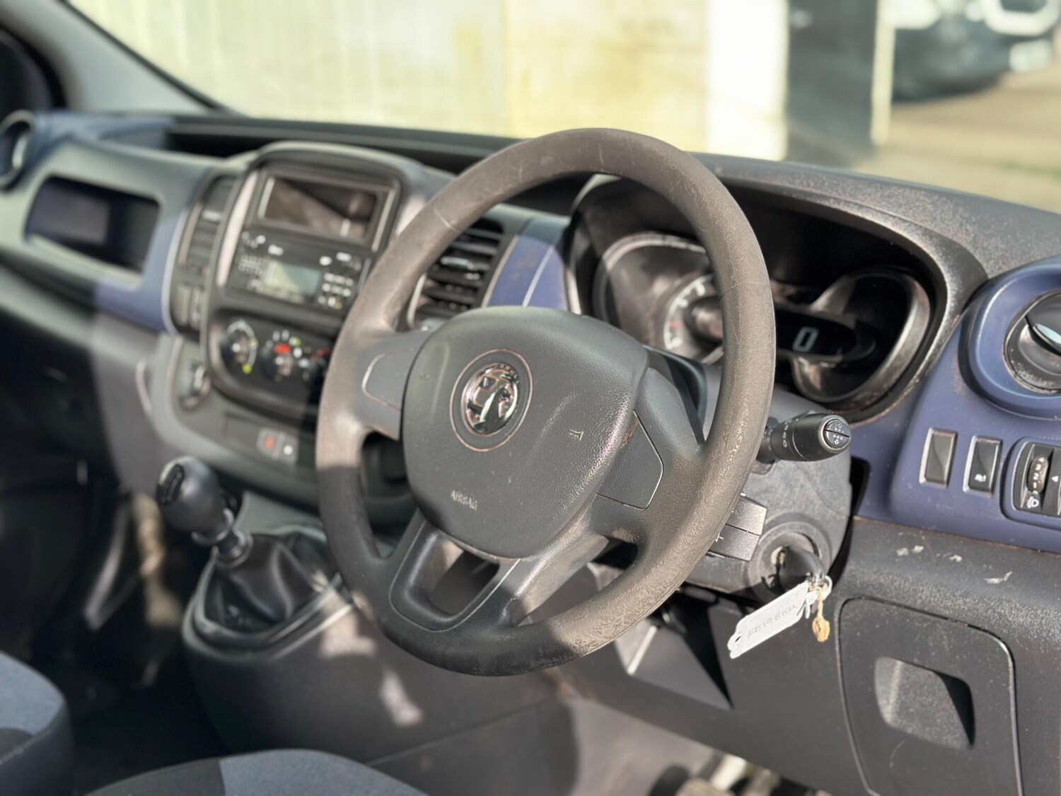 Used Vauxhall Vivaro for sale - 77925484: Photo 9