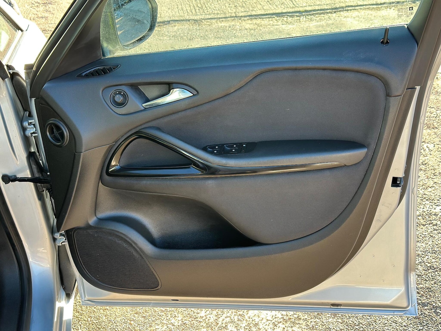 Used Vauxhall Zafira Tourer 2015 for sale - 76645552: Photo 20