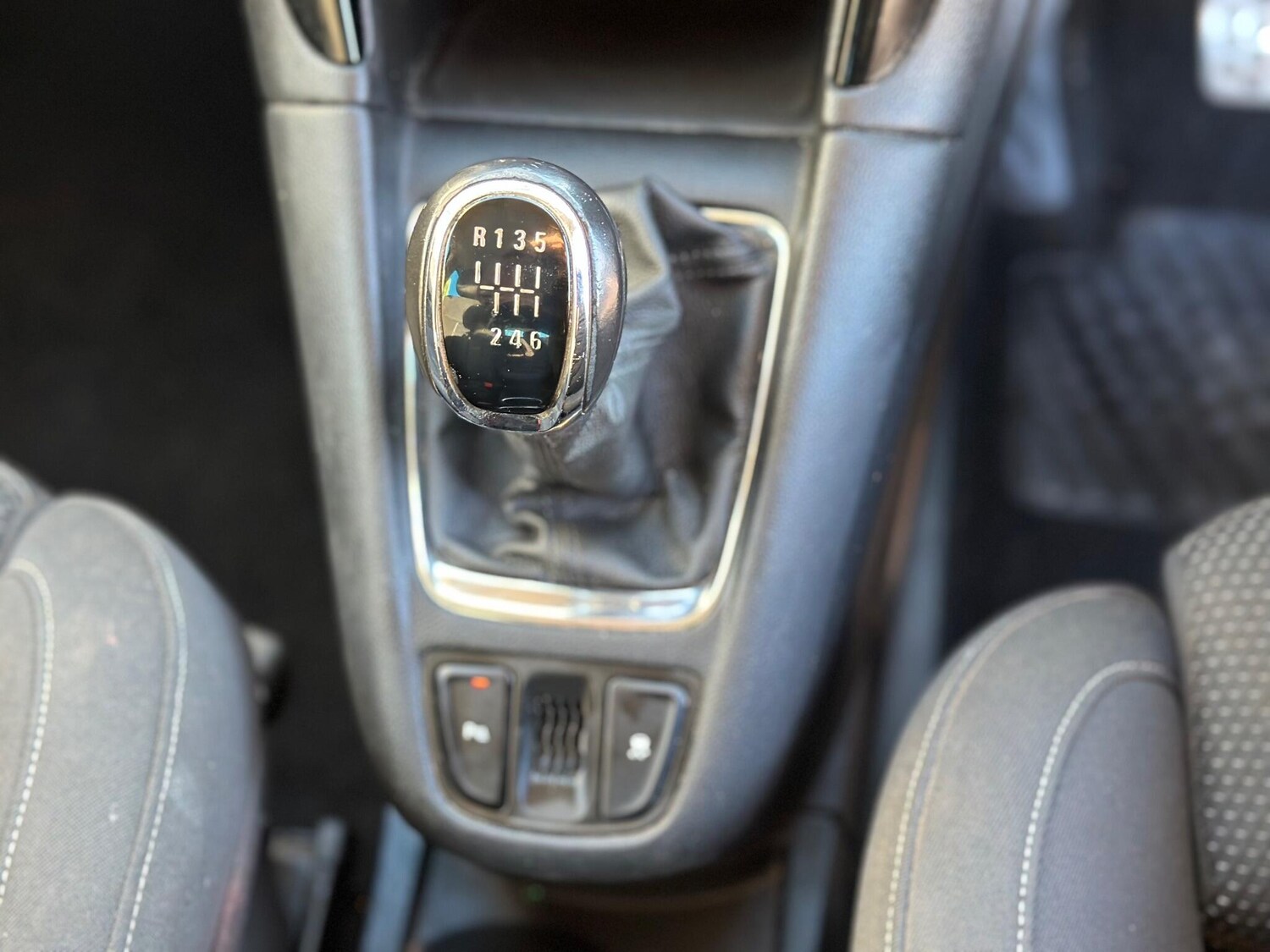 Used Vauxhall Zafira Tourer 2015 for sale - 76645552: Photo 28