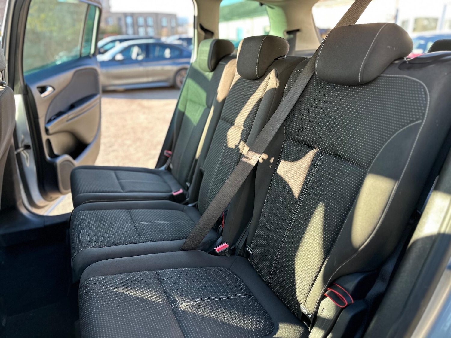 Used Vauxhall Zafira Tourer 2015 for sale - 76645552: Photo 42