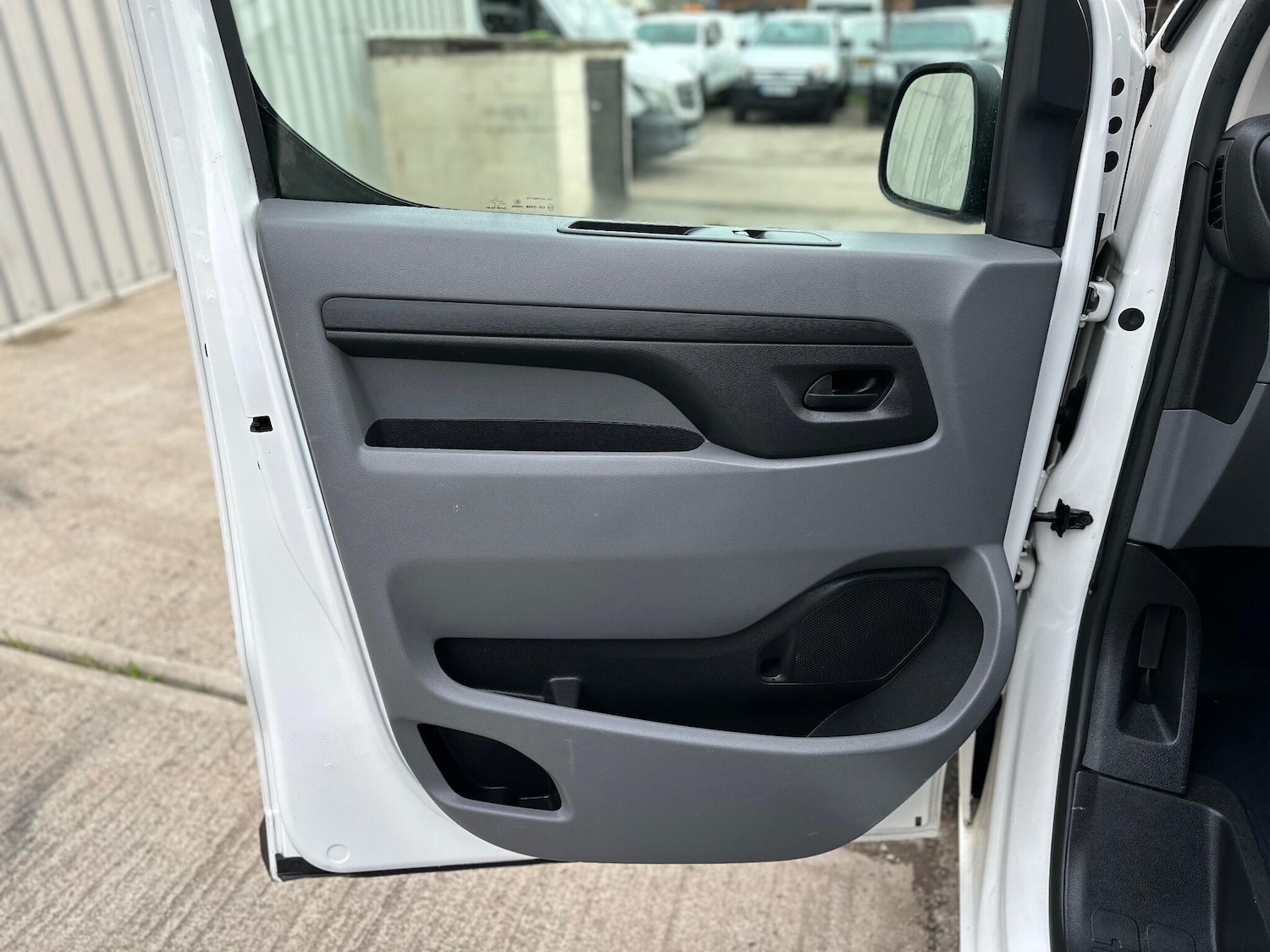 Used Citroen Dispatch 2019 for sale - 76994214: Photo 31