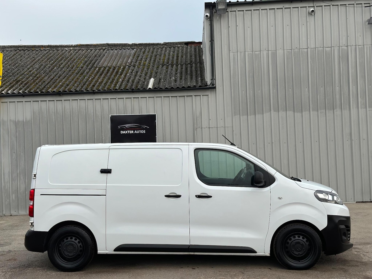 Used Citroen Dispatch 2019 for sale - 76994214: Photo 59