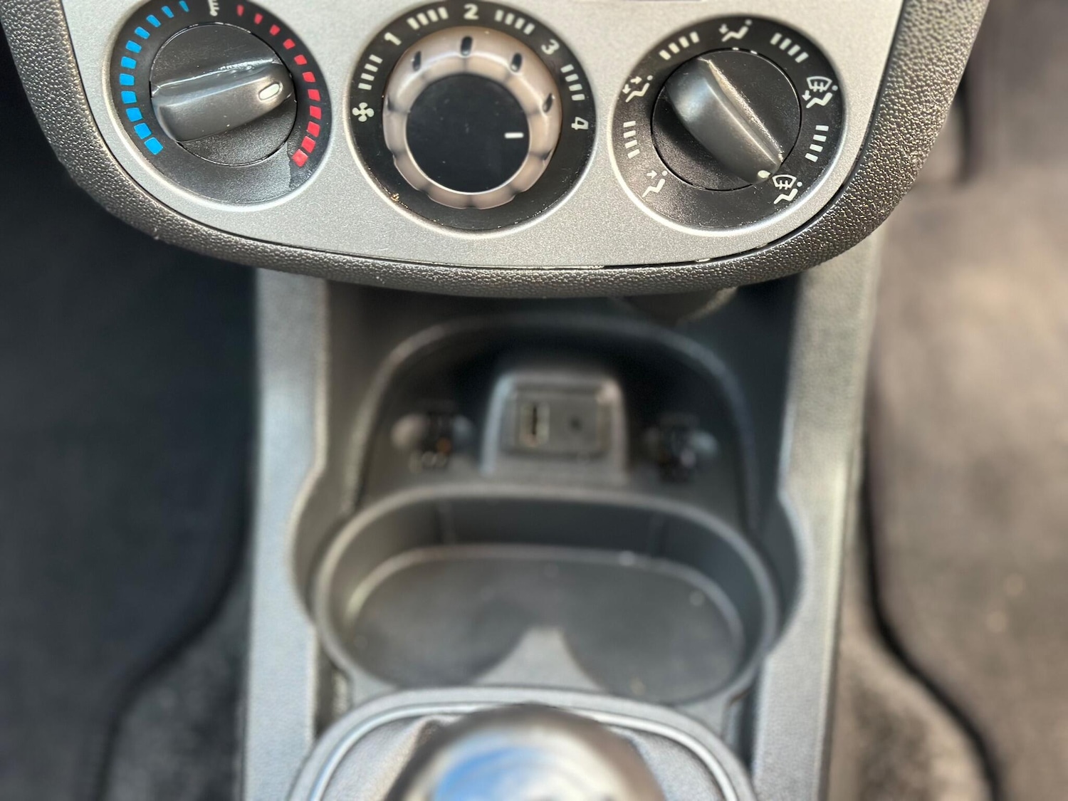 Used Vauxhall Corsa 2013 for sale - 76839882: Photo 44