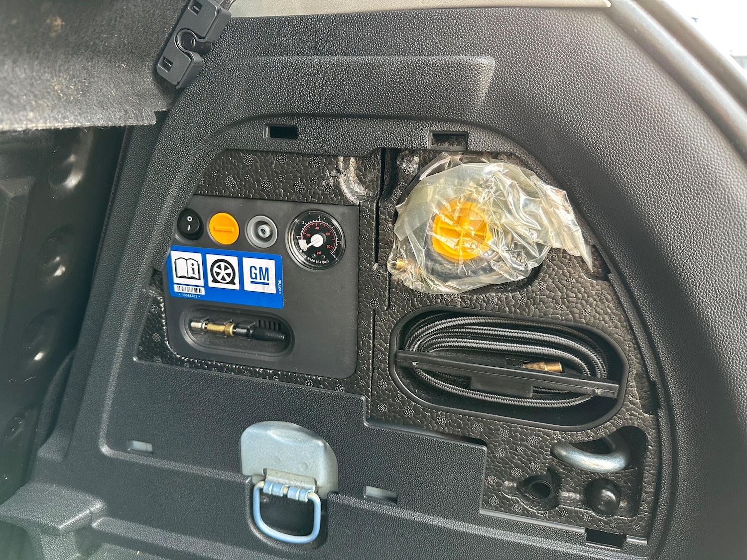 Used Vauxhall Corsa 2013 for sale - 76839882: Photo 54