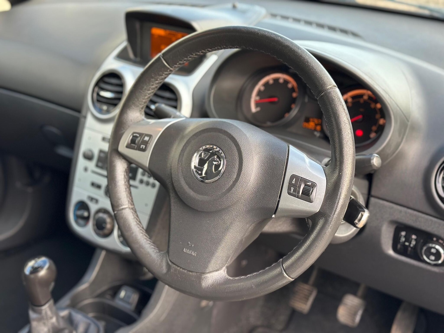 Used Vauxhall Corsa 2013 for sale - 76839882: Photo 9