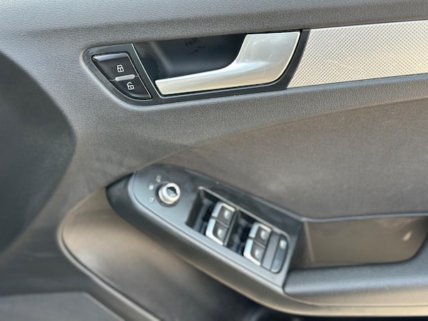 Used Audi A4 Avant 2012 for sale - 74419319: Photo 28