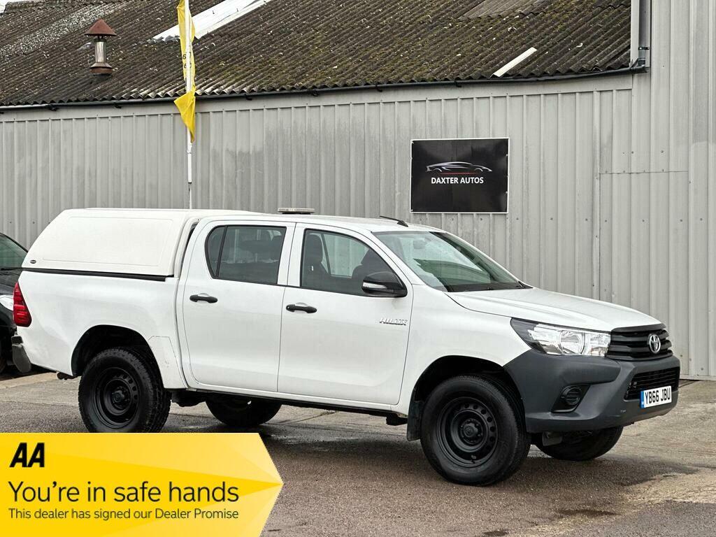 Used Toyota Hilux 2017 for sale - 76432167: Photo 1