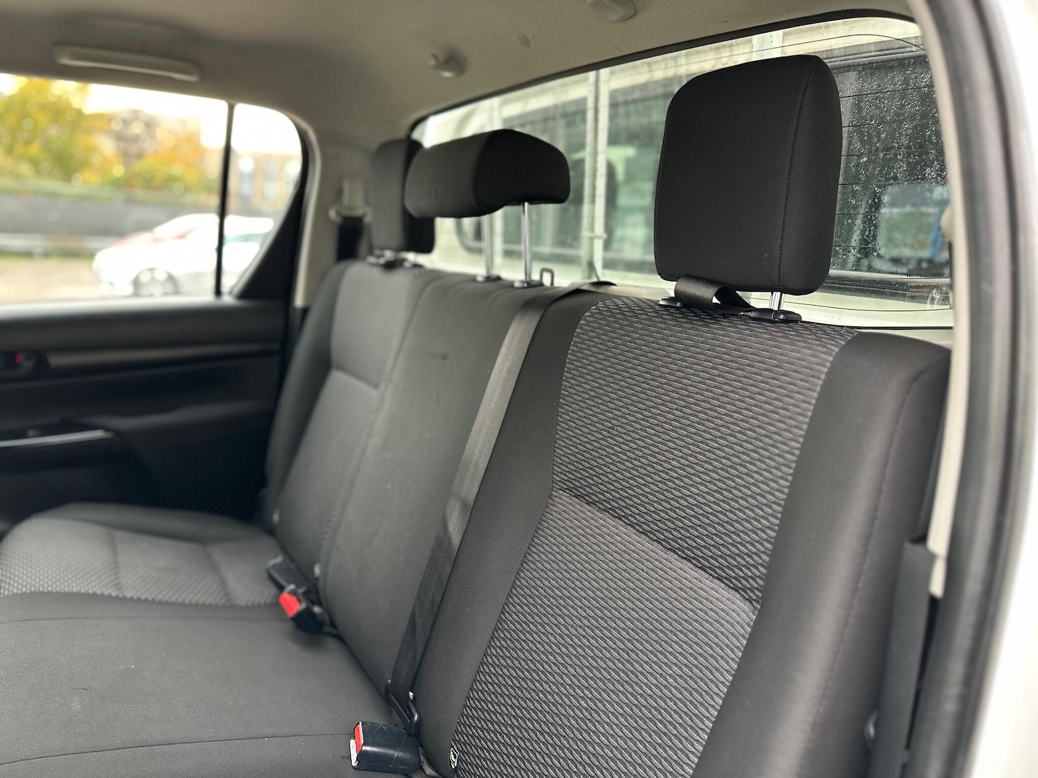 Used Toyota Hilux 2017 for sale - 76432167: Photo 49