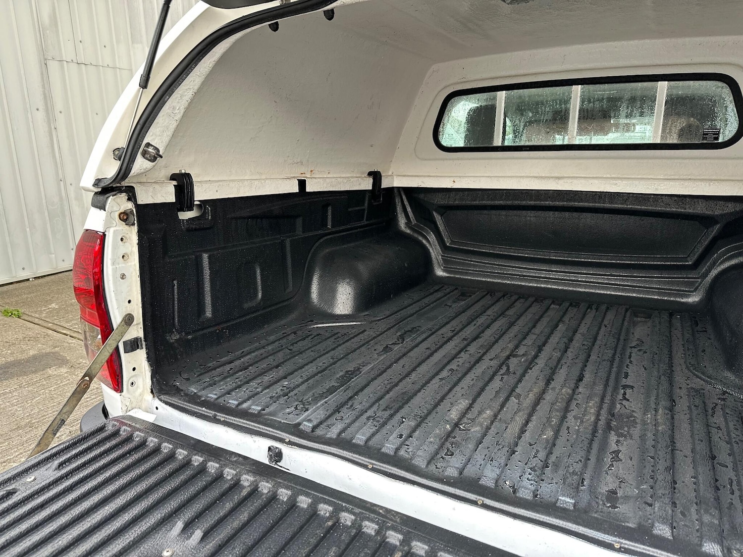 Used Toyota Hilux 2017 for sale - 76432167: Photo 50