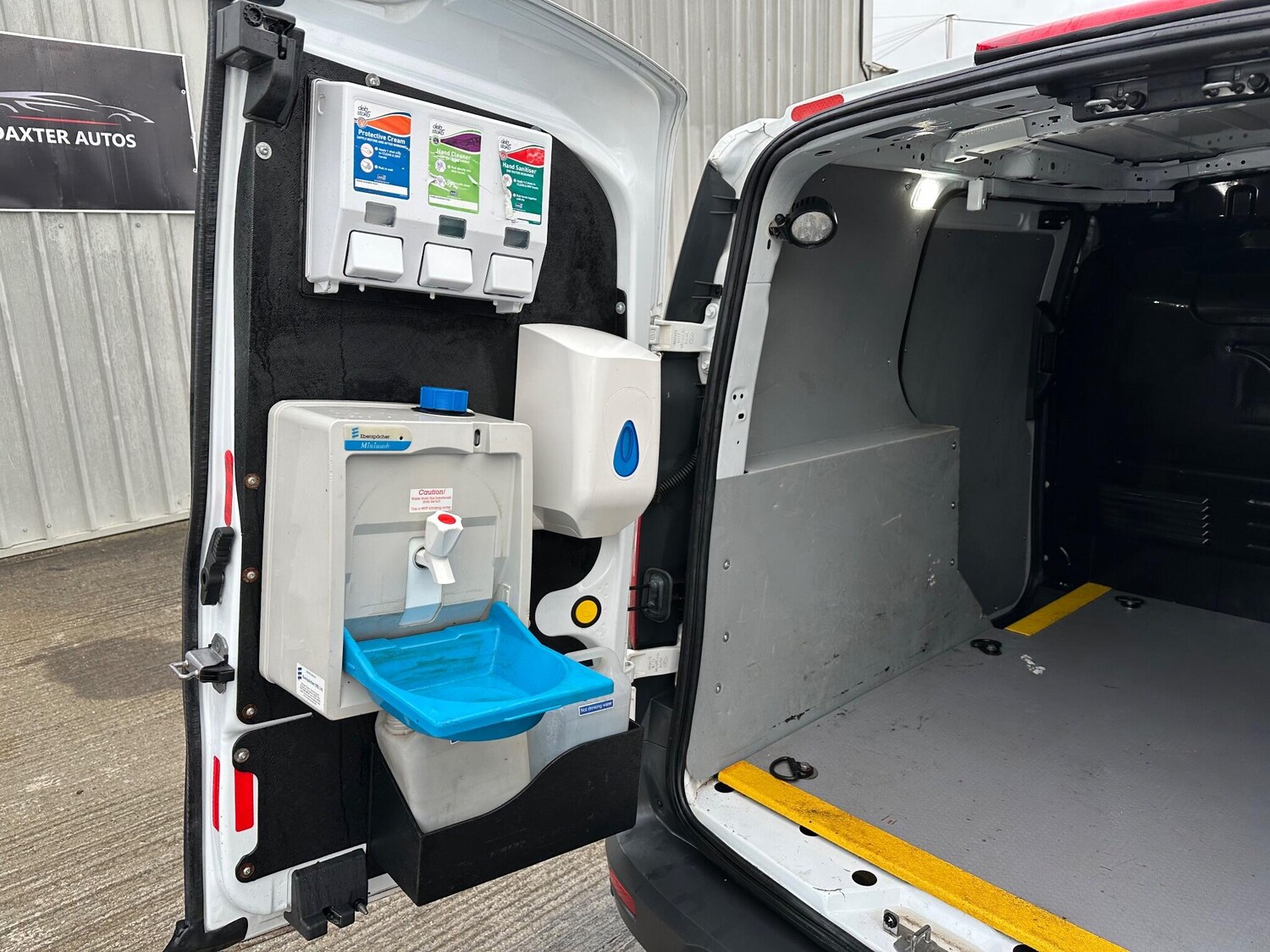 Used Ford Transit Connect 2018 for sale - 77496236: Photo 48