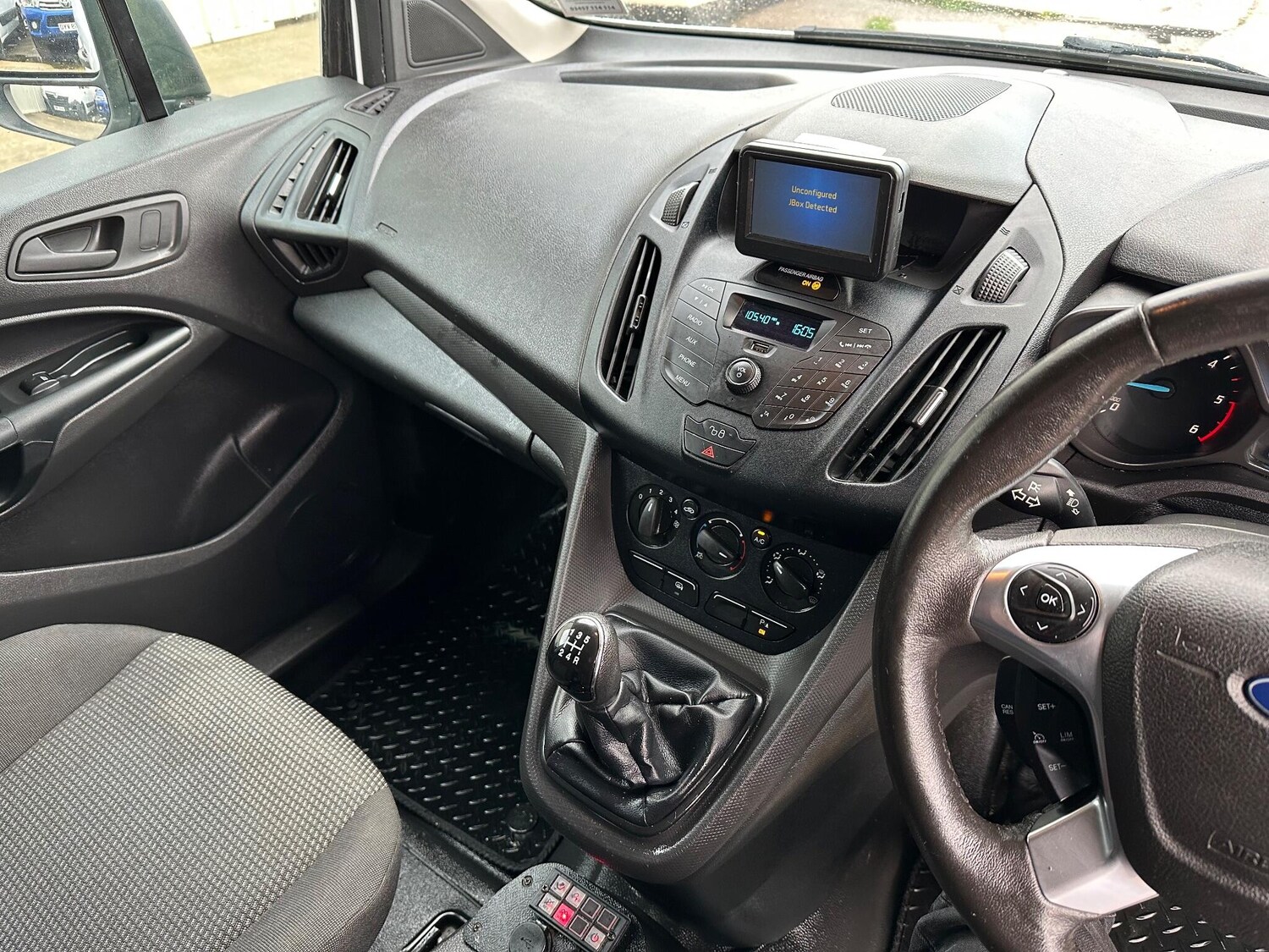 Used Ford Transit Connect 2018 for sale - 77496236: Photo 9