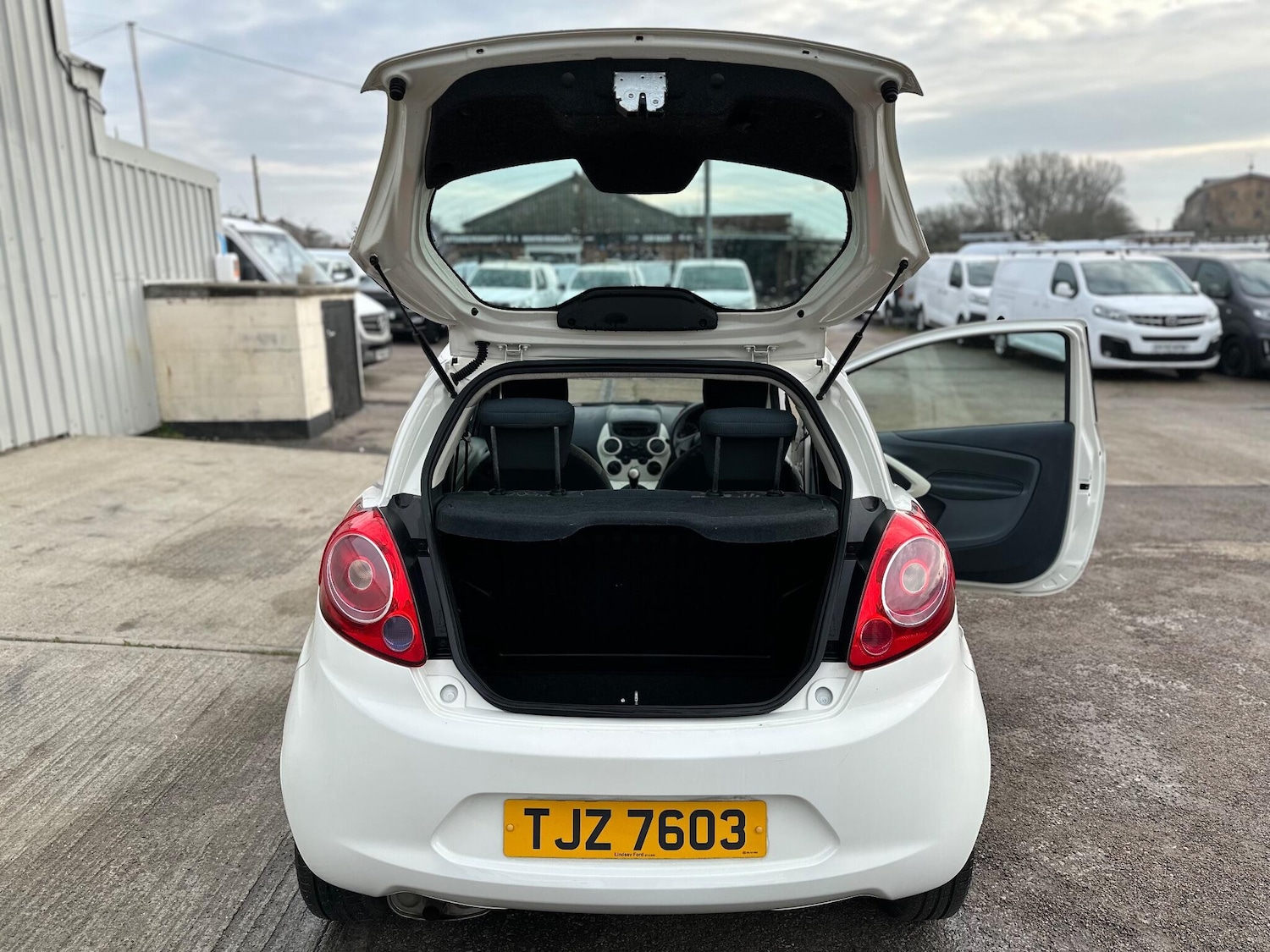 Used Ford Ka 2012 for sale - 77255152: Photo 16