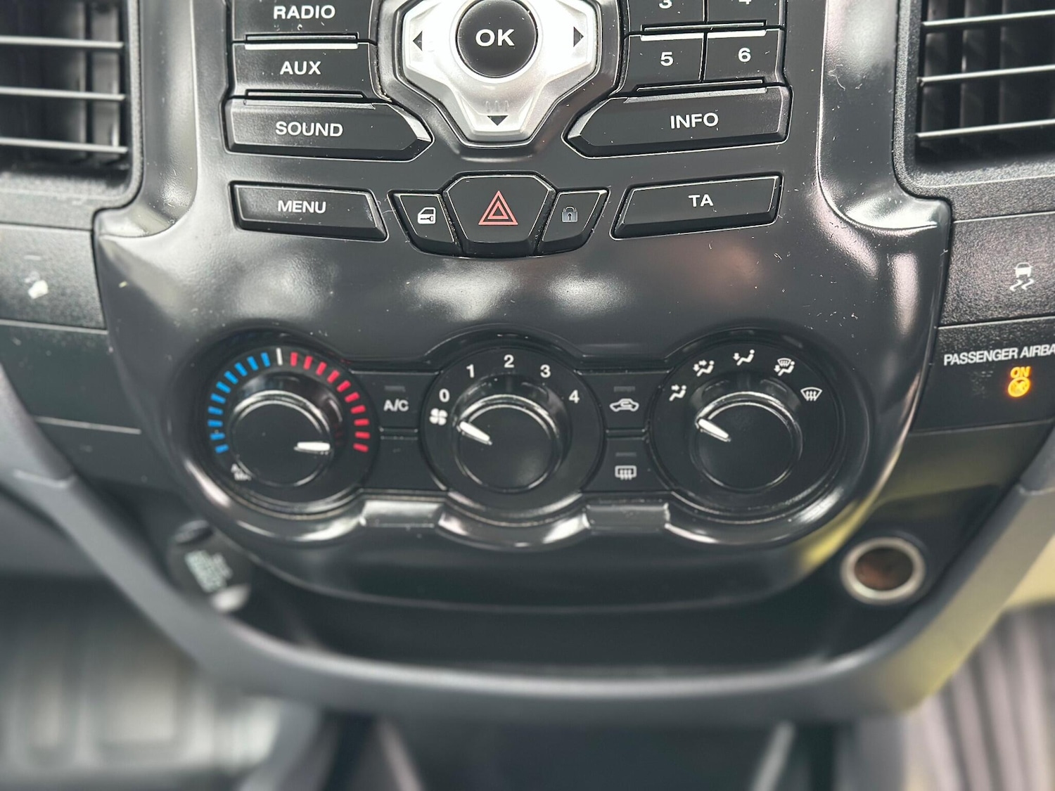 Used Ford Ranger 2013 for sale - 76752839: Photo 34