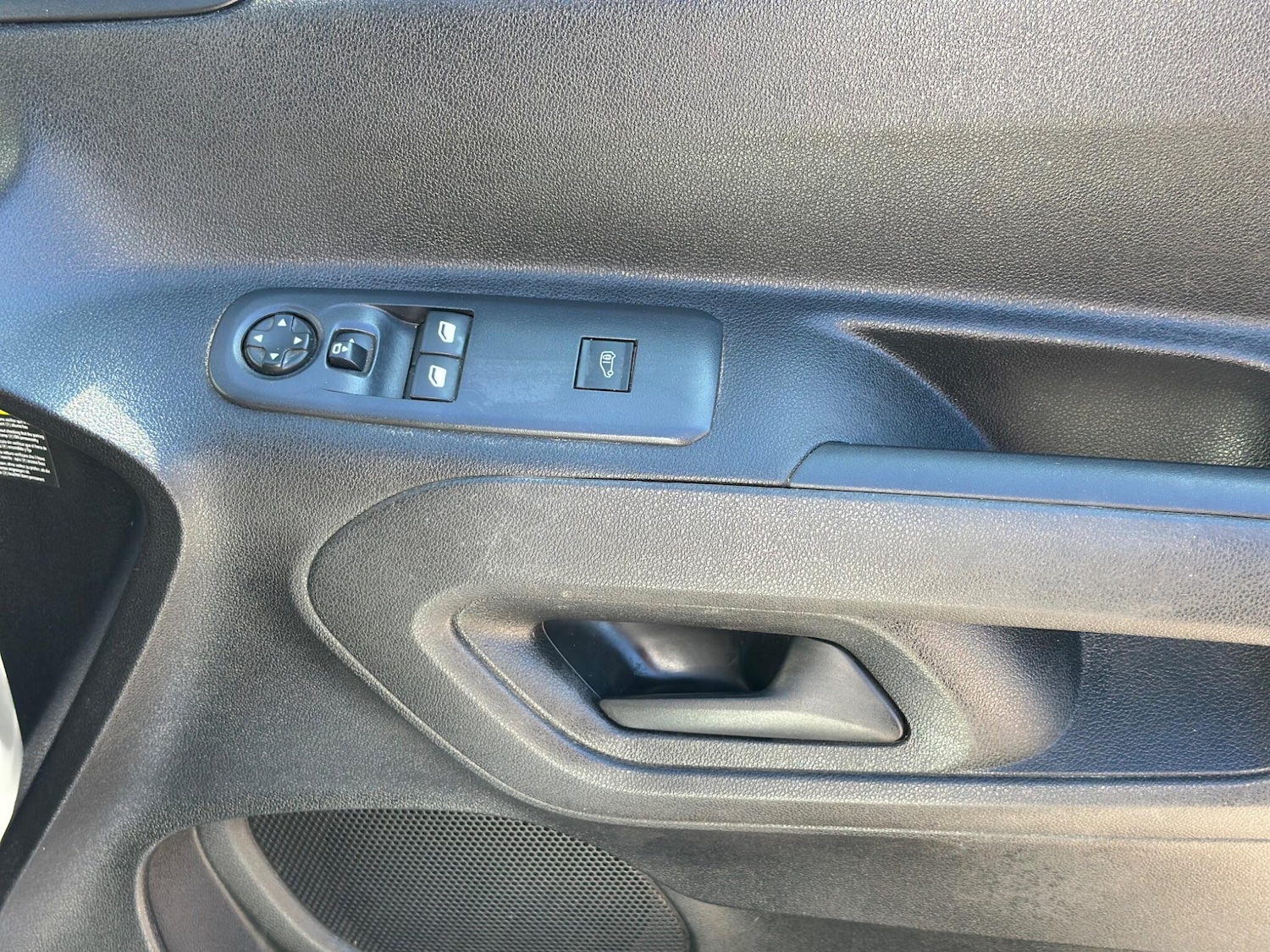 Used Citroen Berlingo 2019 for sale - 78157368: Photo 30