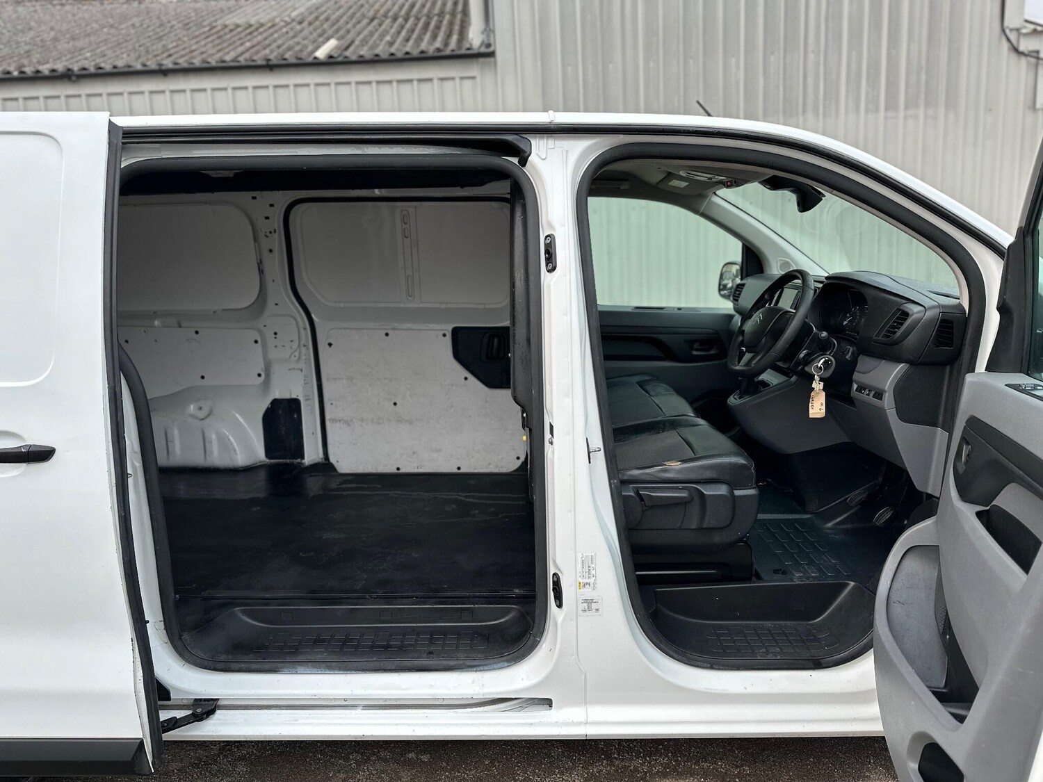 Used Citroen Dispatch 2019 for sale - 76538903: Photo 14