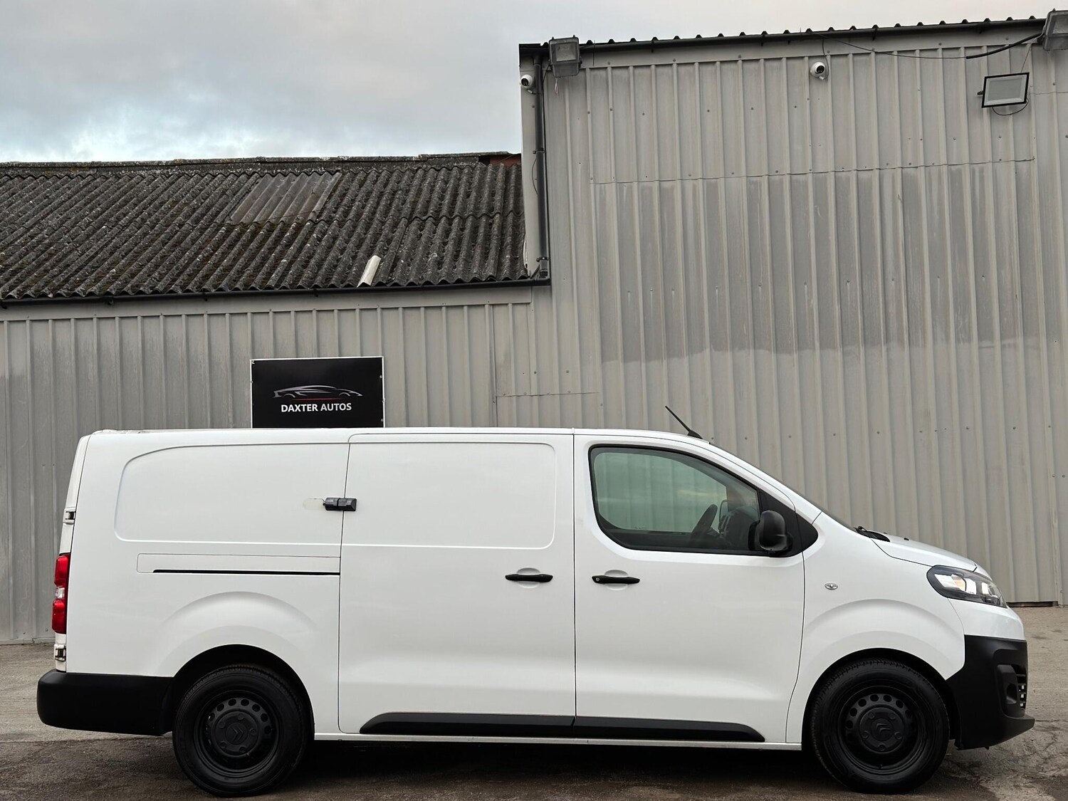 Used Citroen Dispatch 2019 for sale - 76538903: Photo 21