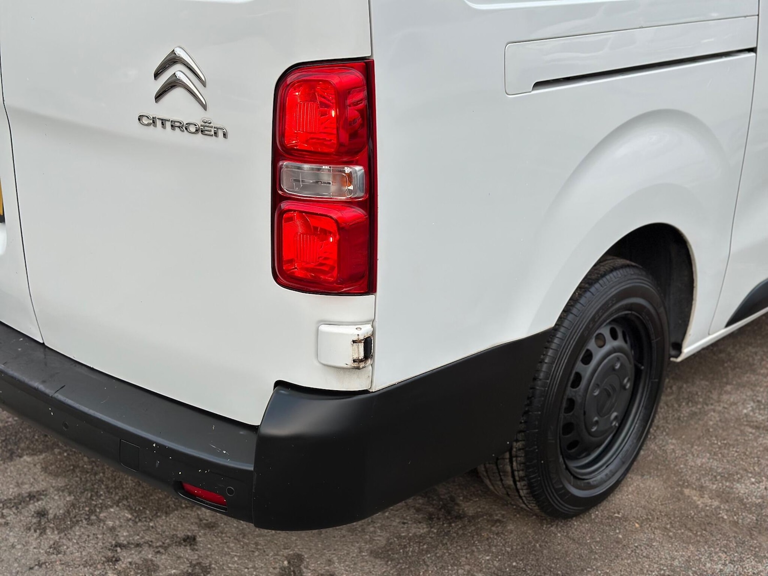 Used Citroen Dispatch 2019 for sale - 76538903: Photo 28