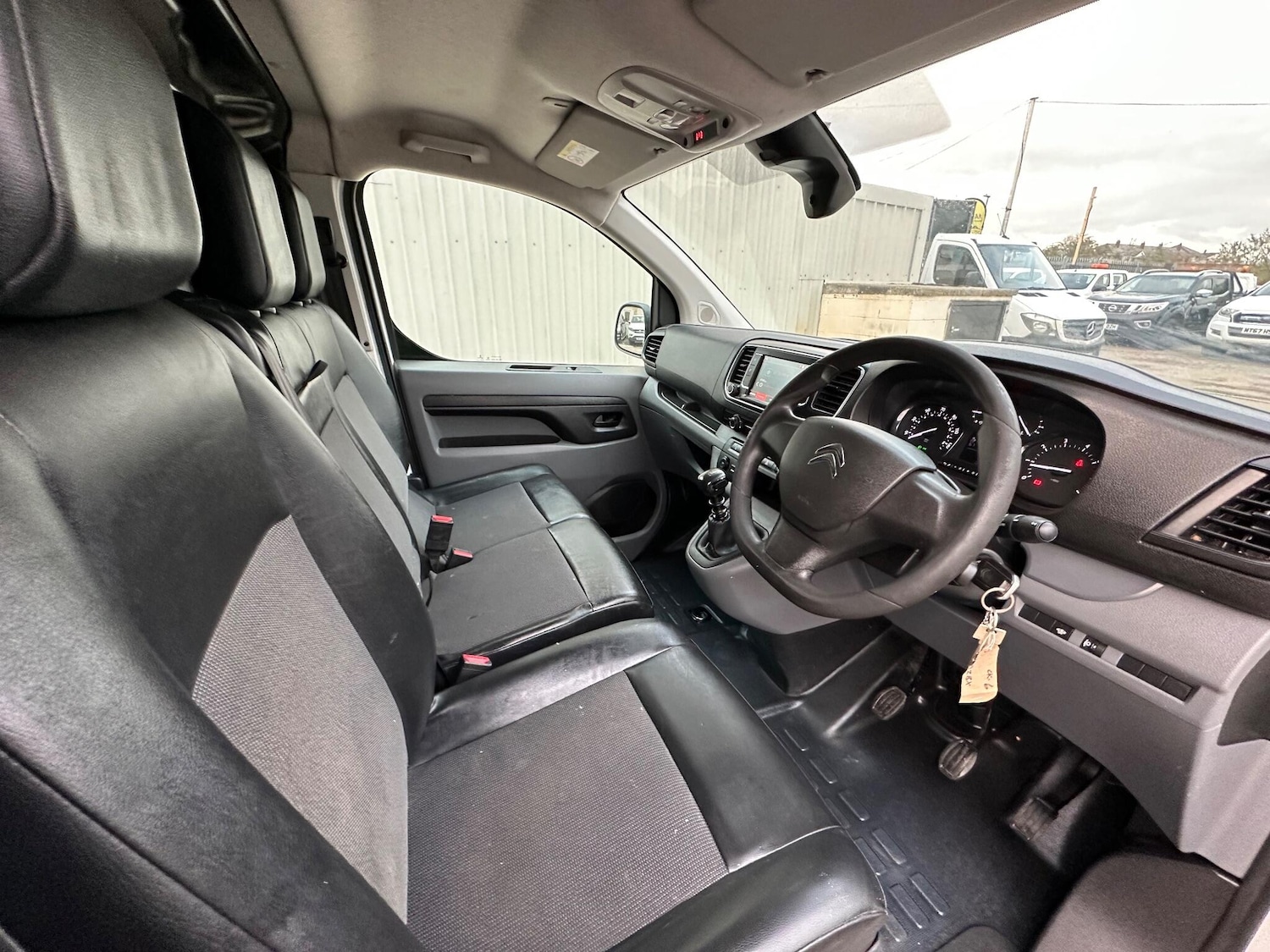 Used Citroen Dispatch 2019 for sale - 76538903: Photo 34