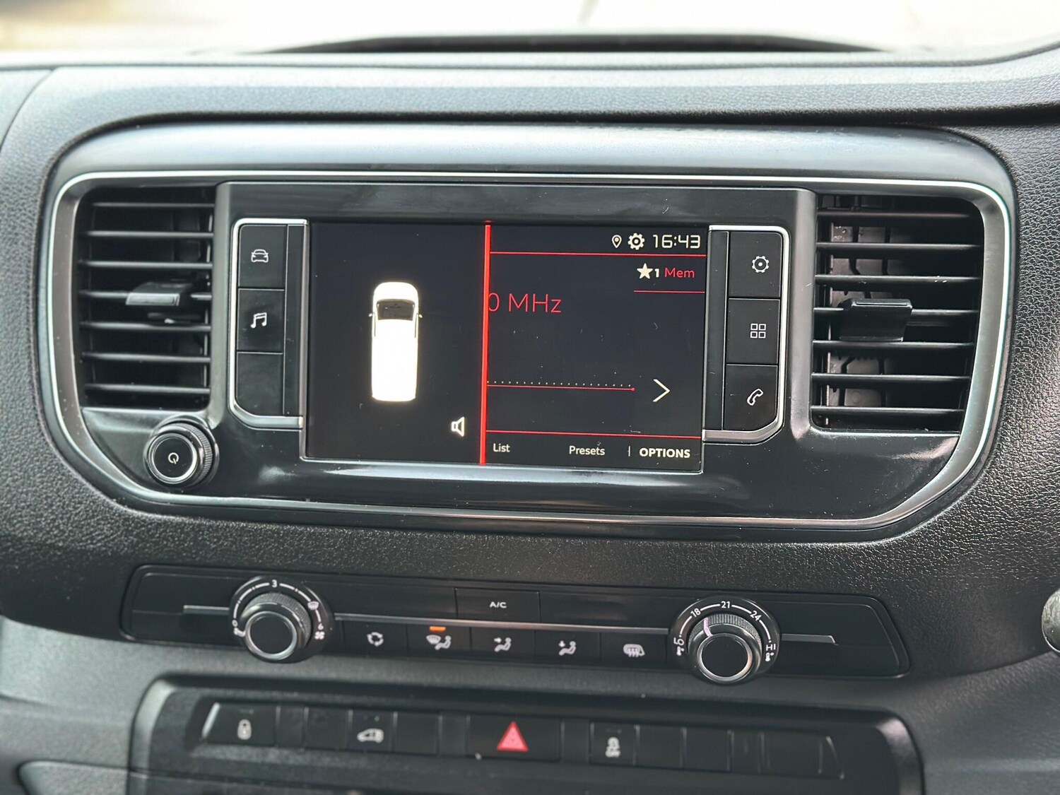 Used Citroen Dispatch 2019 for sale - 76538903: Photo 37