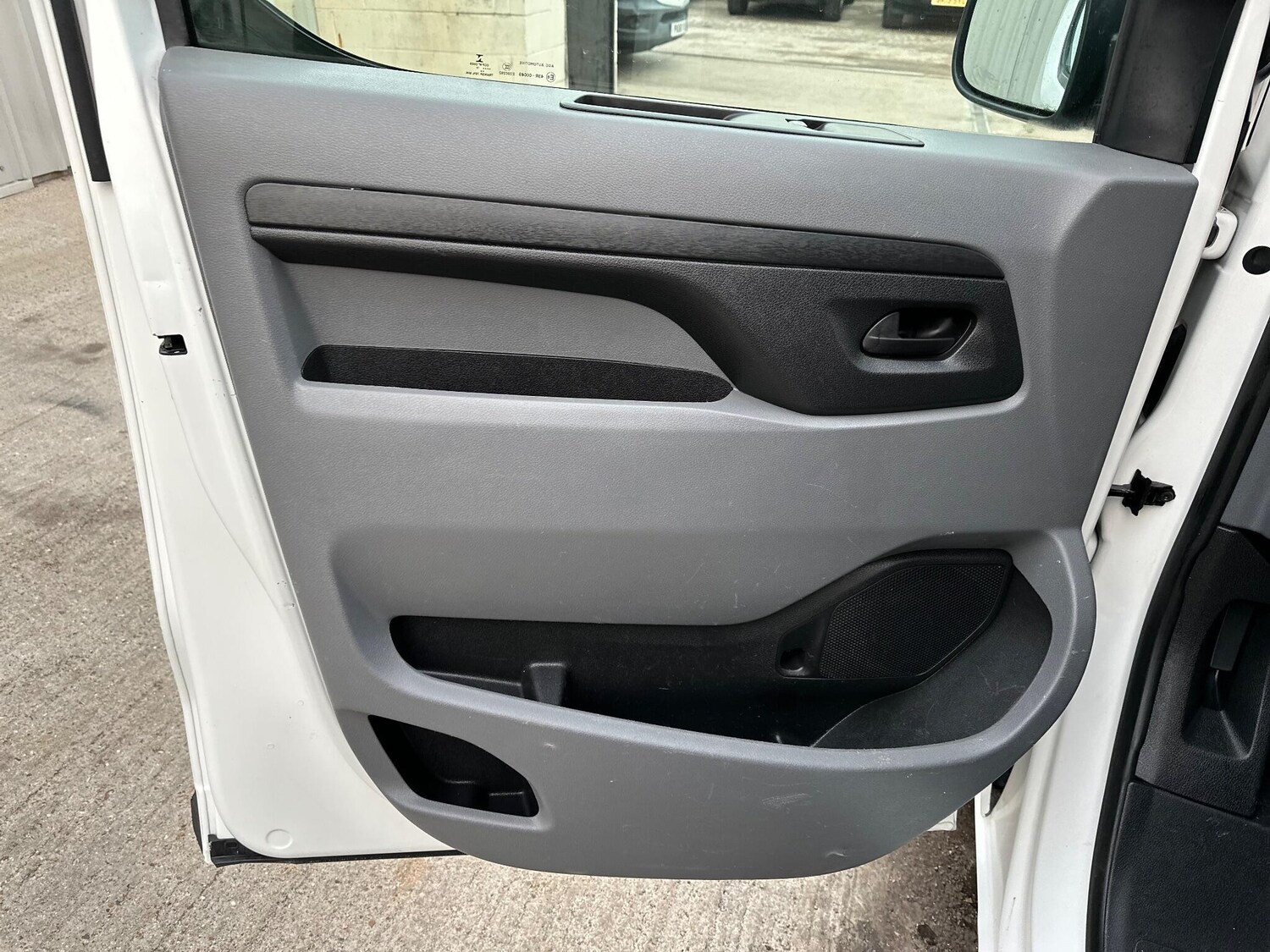 Used Citroen Dispatch 2019 for sale - 76538903: Photo 51