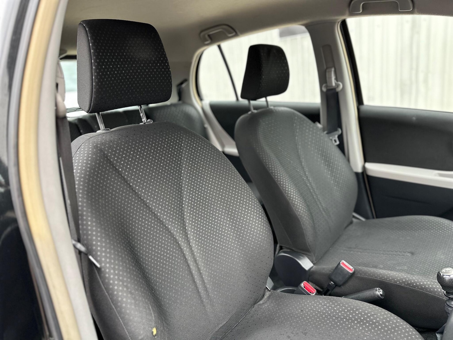 Used Toyota Yaris 2011 for sale - 77799120: Photo 52