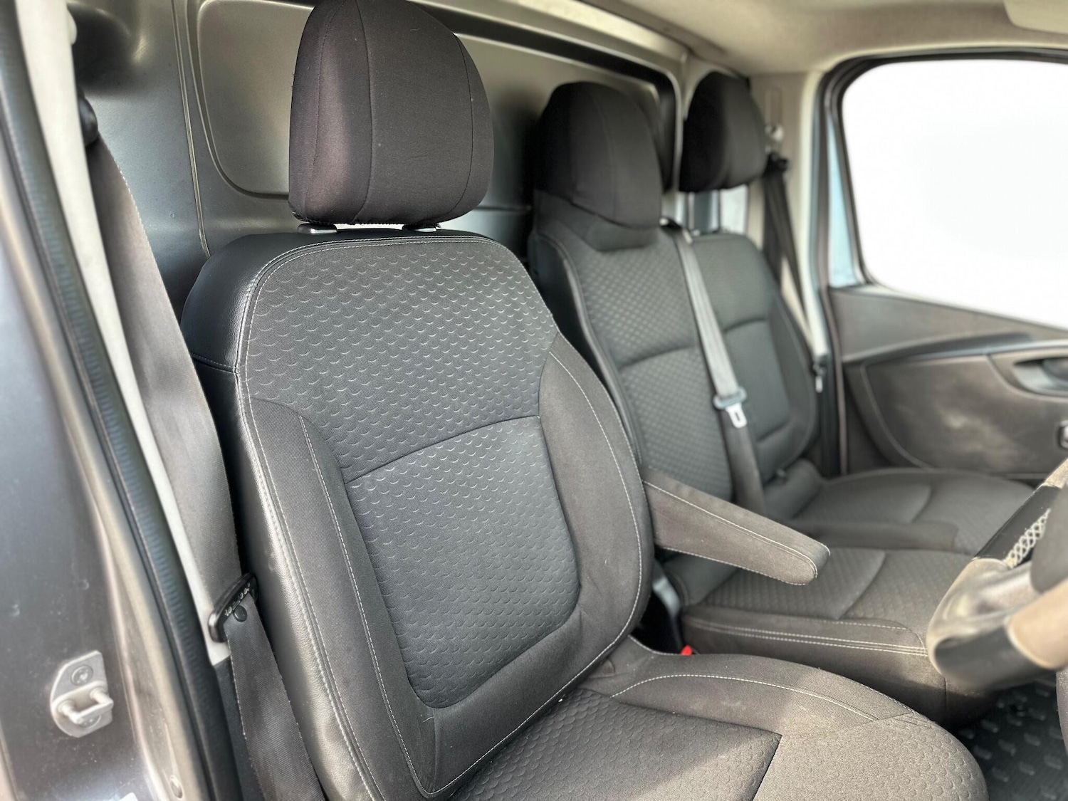 Used Vauxhall Vivaro 2018 for sale - 76995969: Photo 30