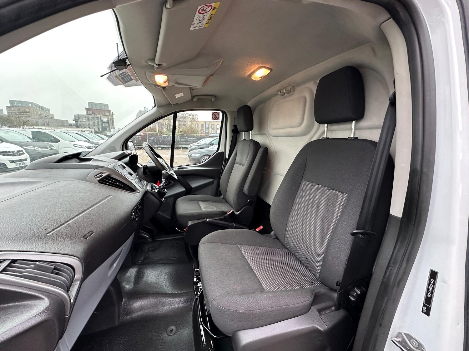 Used Ford Transit Custom 2017 for sale - 77142976: Photo 14