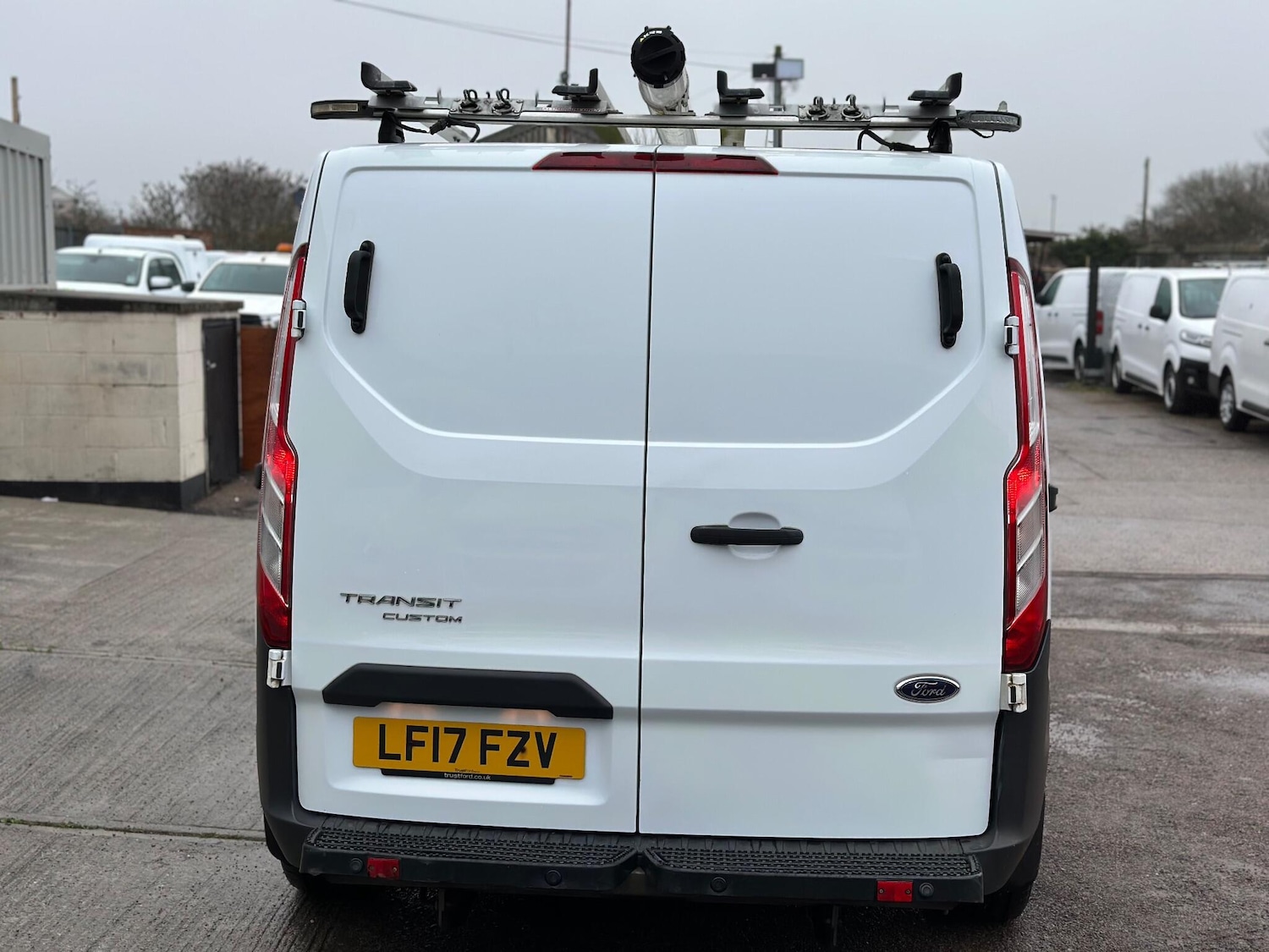 Used Ford Transit Custom 2017 for sale - 77142976: Photo 18