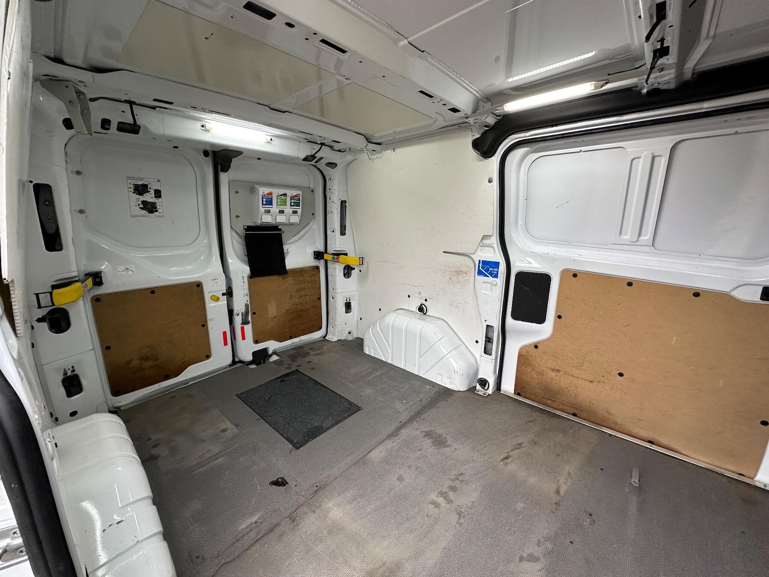 Used Ford Transit Custom 2017 for sale - 77142976: Photo 38