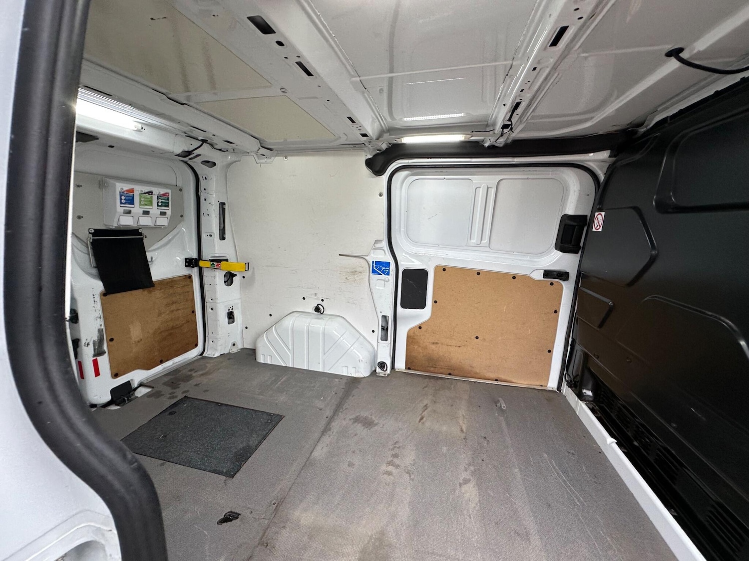 Used Ford Transit Custom 2017 for sale - 77142976: Photo 42