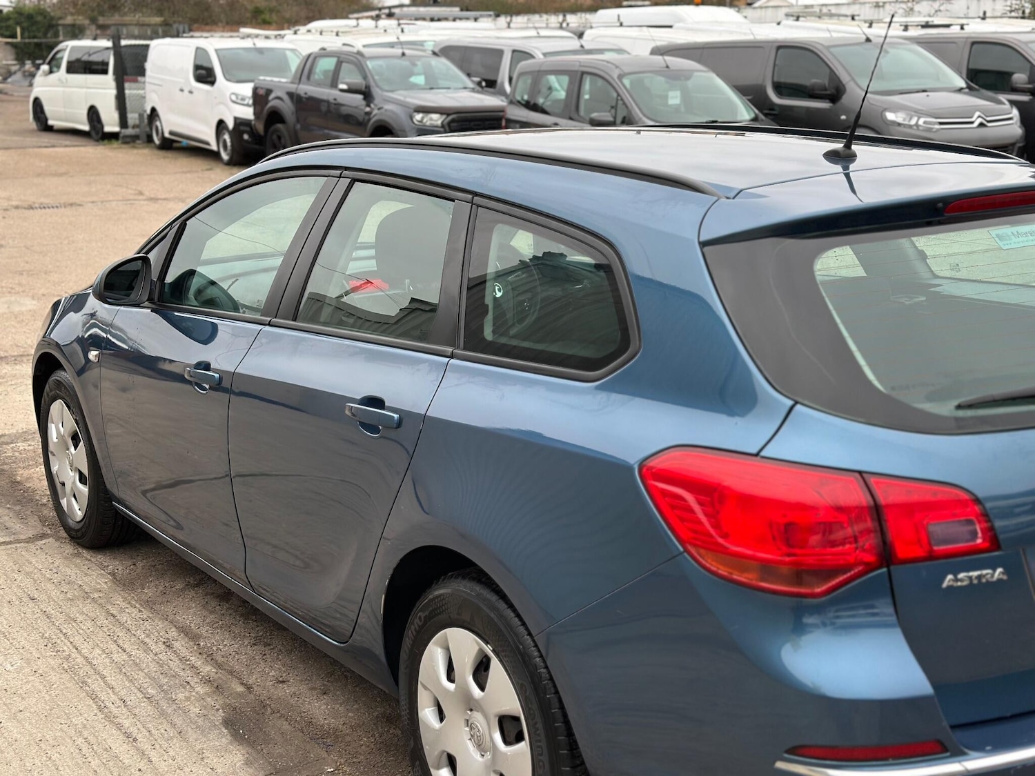 Used Vauxhall Astra 2013 for sale - 77066875: Photo 21