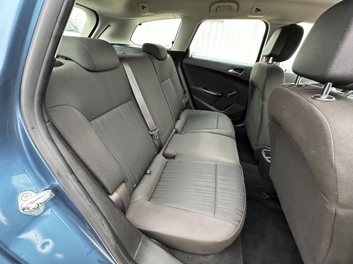 Used Vauxhall Astra 2013 for sale - 77066875: Photo 31