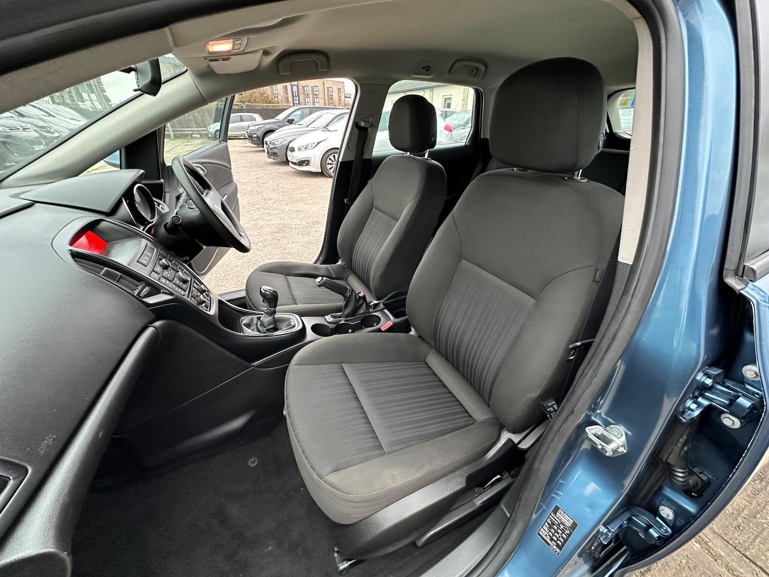 Used Vauxhall Astra 2013 for sale - 77066875: Photo 8